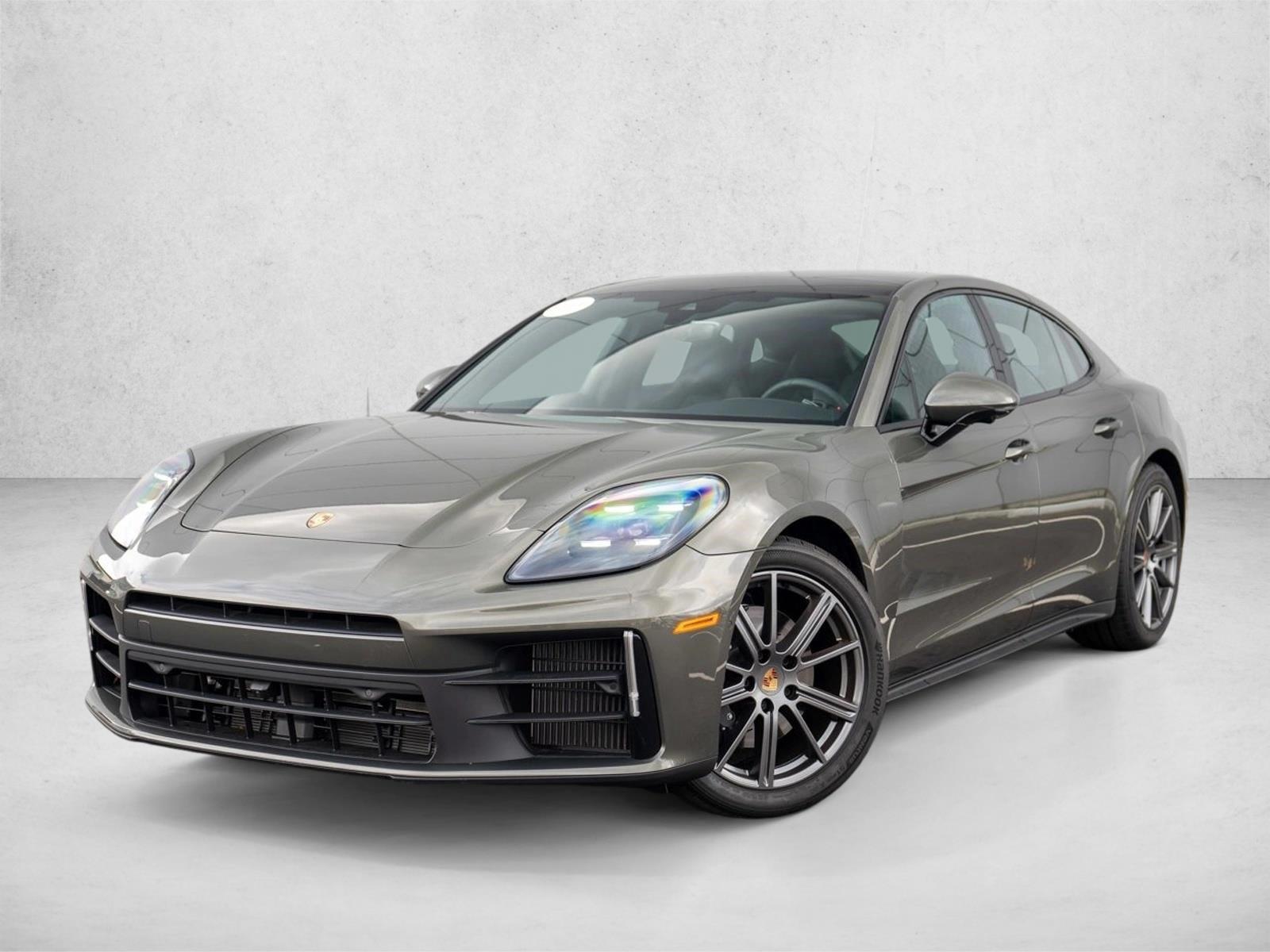 Thumbnail: 2025 Porsche Panamera - 1