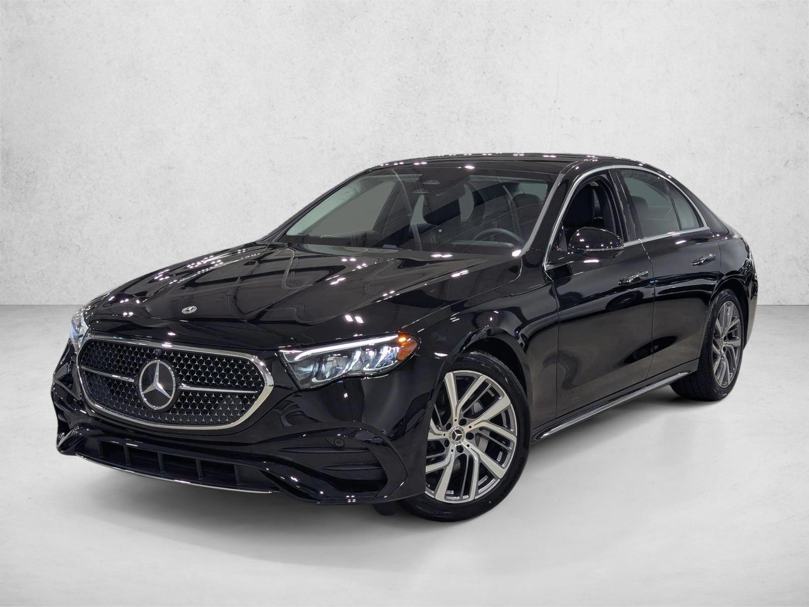 Thumbnail: 2025 Mercedes-Benz E-Class - 1