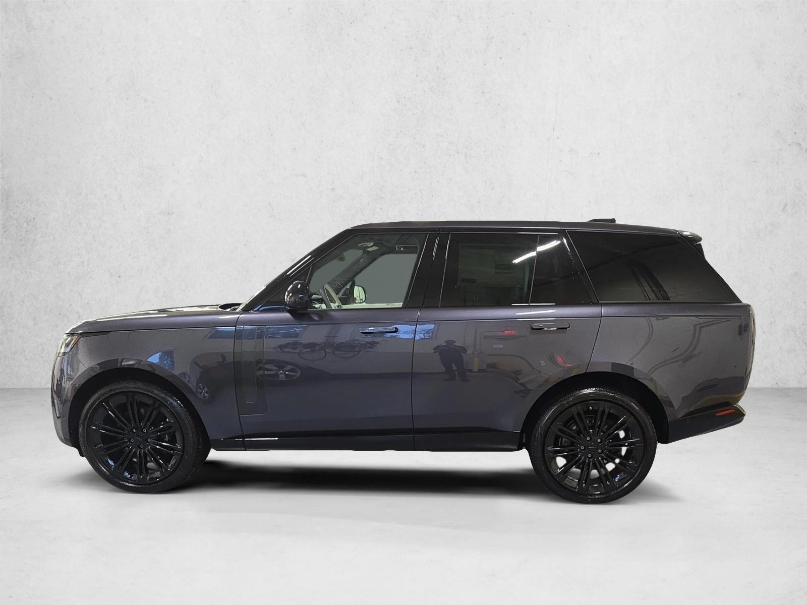 Thumbnail: 2026 Land Rover Range Rover - 2