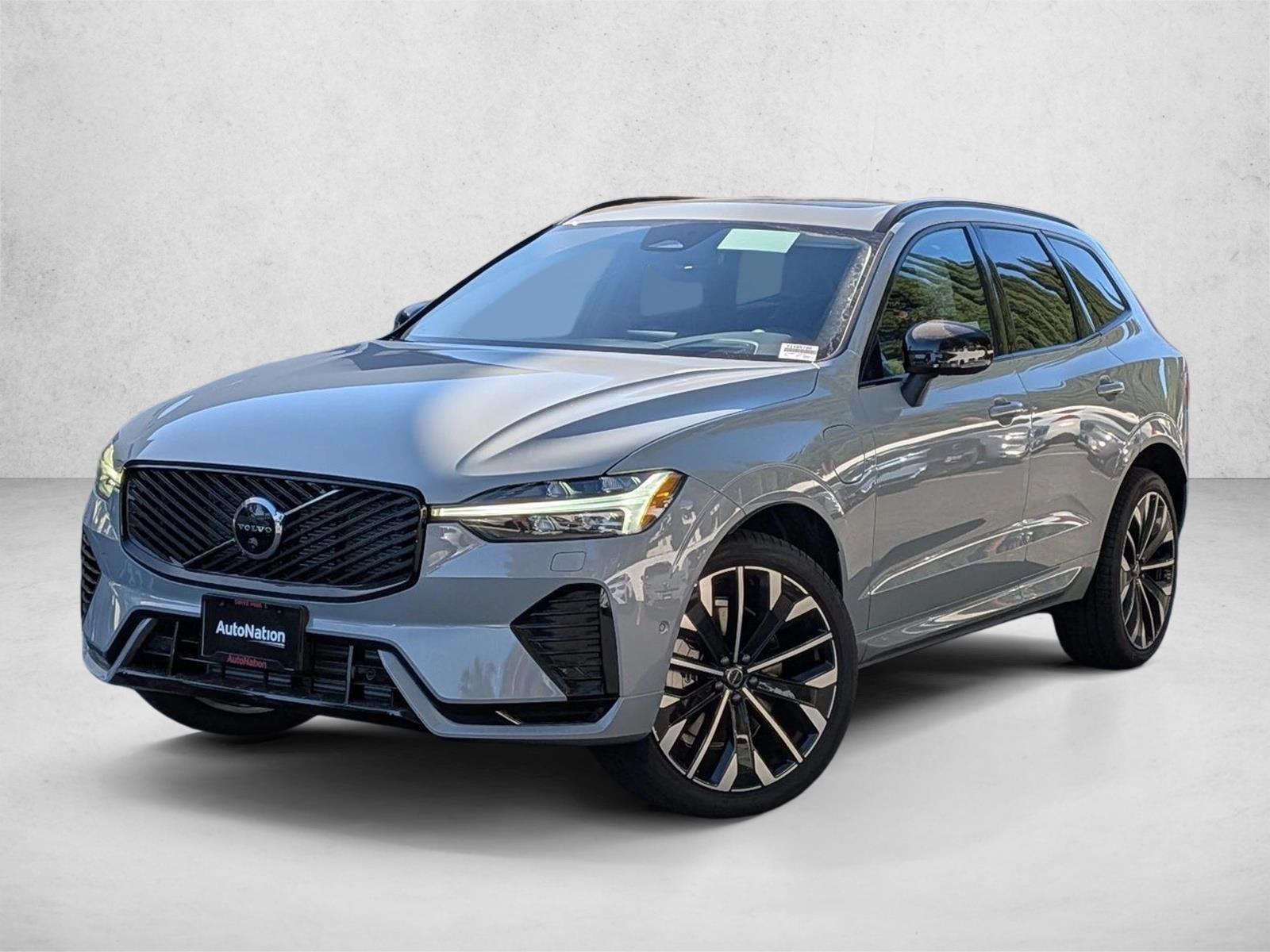 Thumbnail: 2026 Volvo XC60 - 1