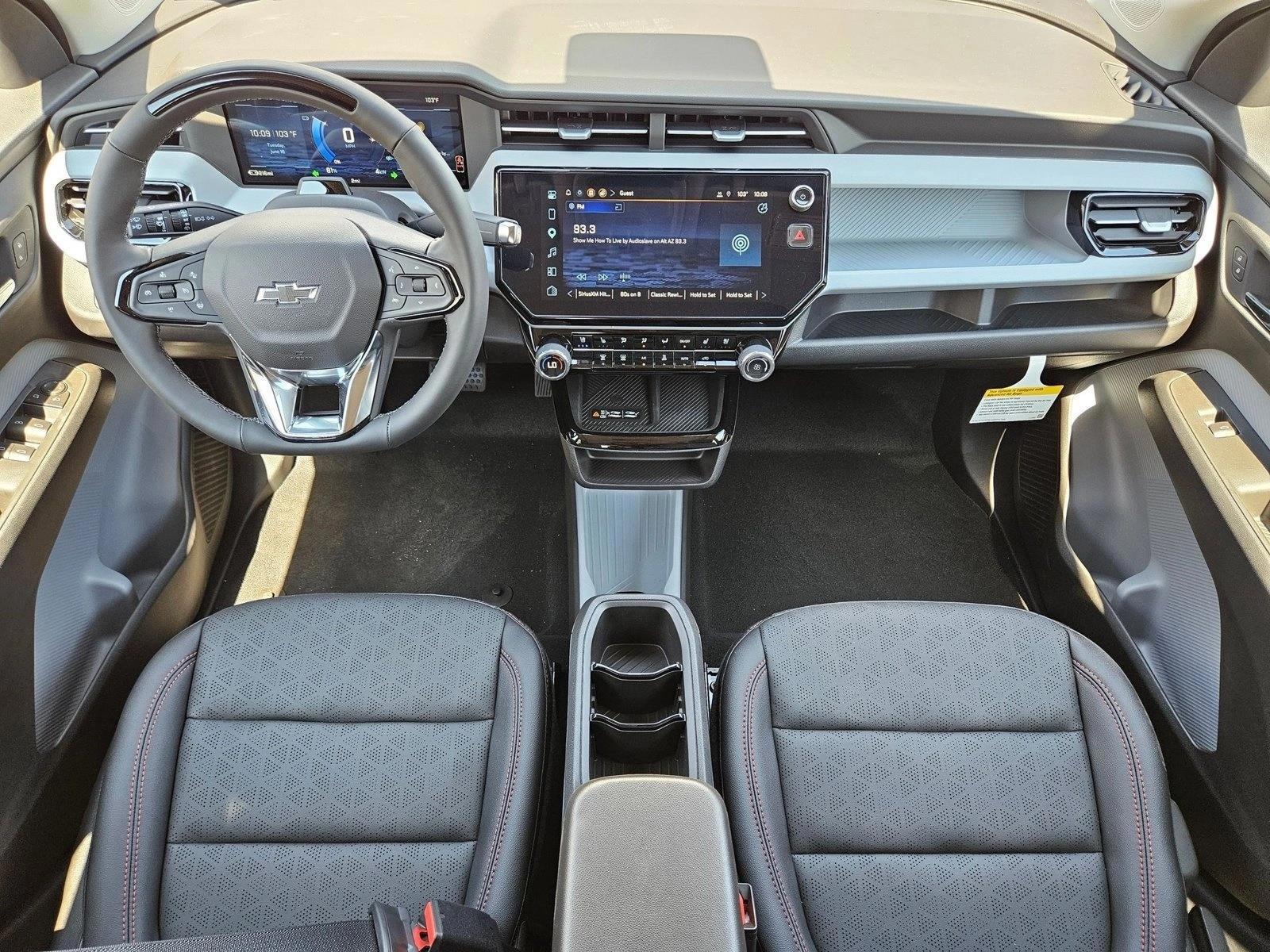Thumbnail: 2027 Chevrolet Bolt EV - 4