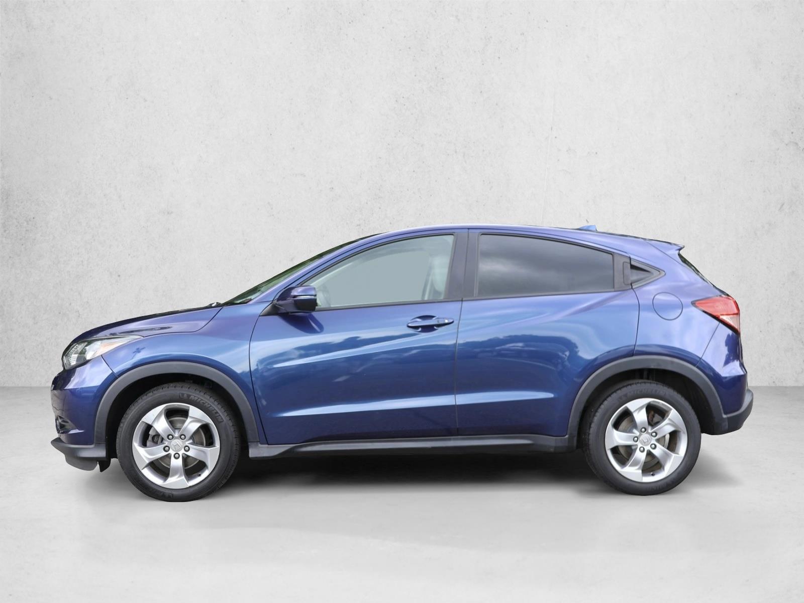 Thumbnail: 2017 Honda HR-V - 2