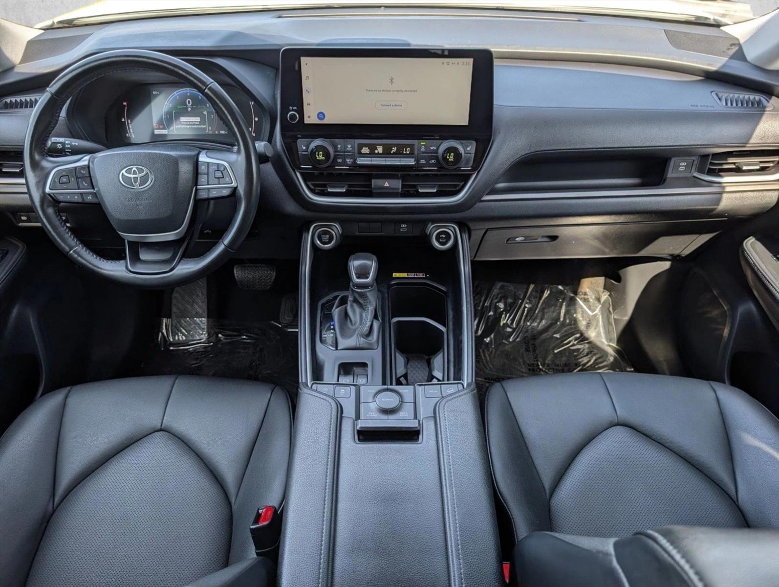 Thumbnail: 2024 Toyota Grand Highlander - 4