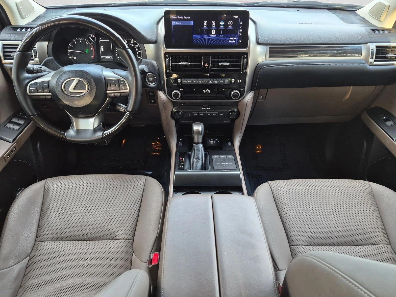 Thumbnail: 2023 Lexus GX - 3