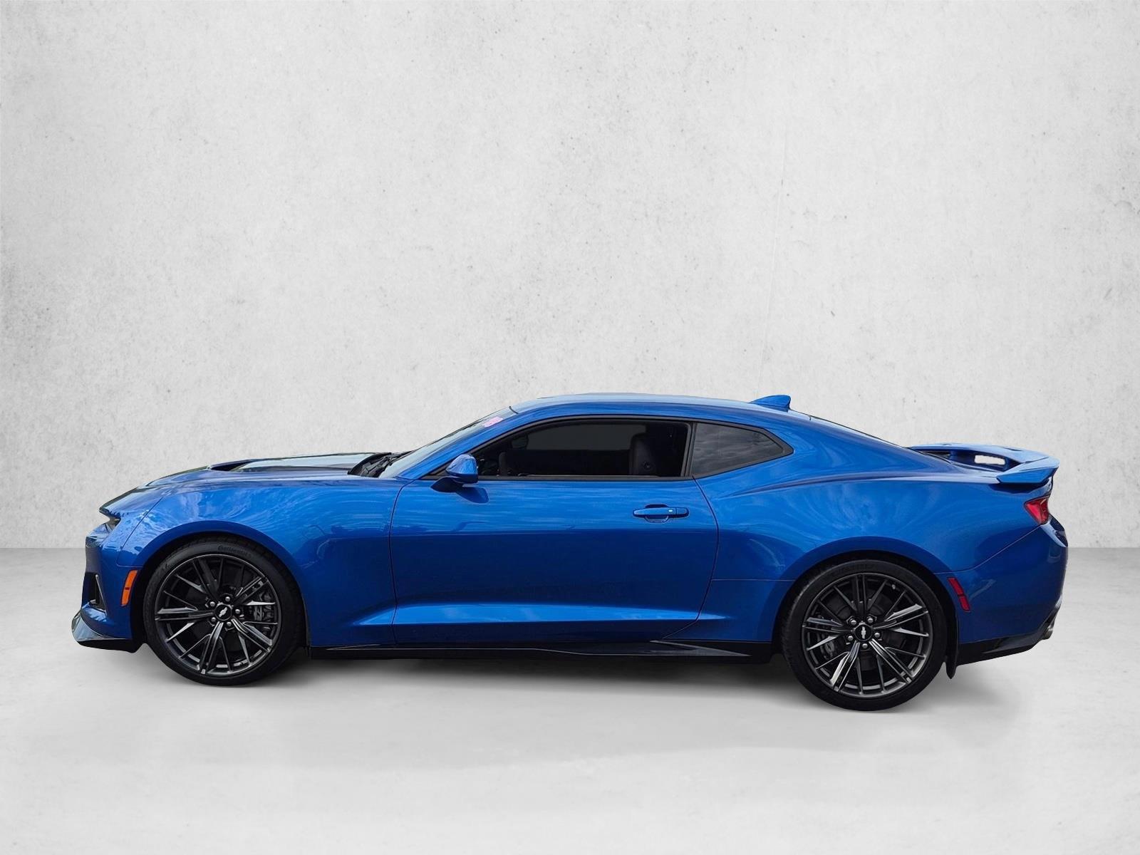Thumbnail: 2018 Chevrolet Camaro - 2