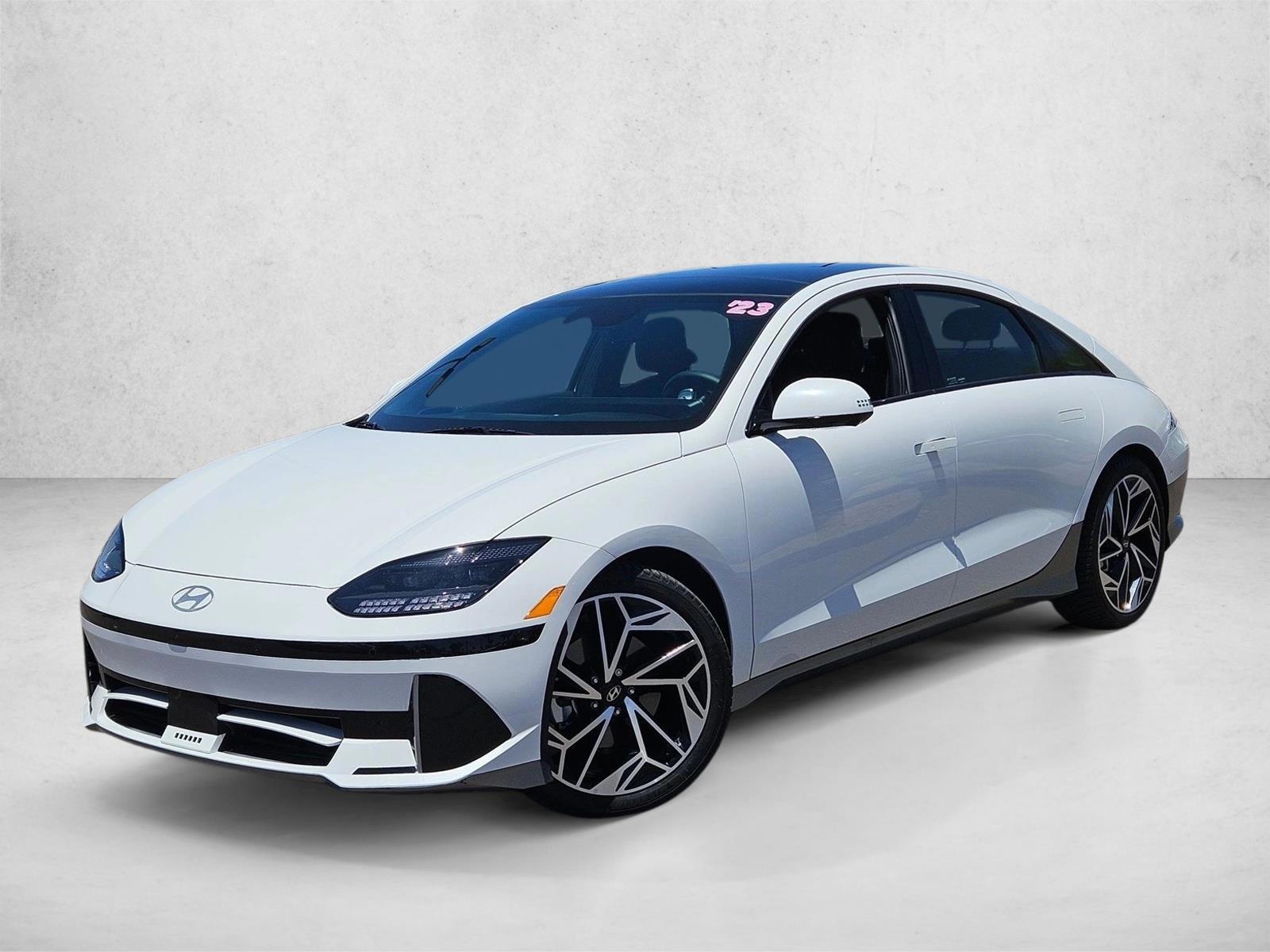 Thumbnail: 2023 Hyundai Ioniq 6 - 1