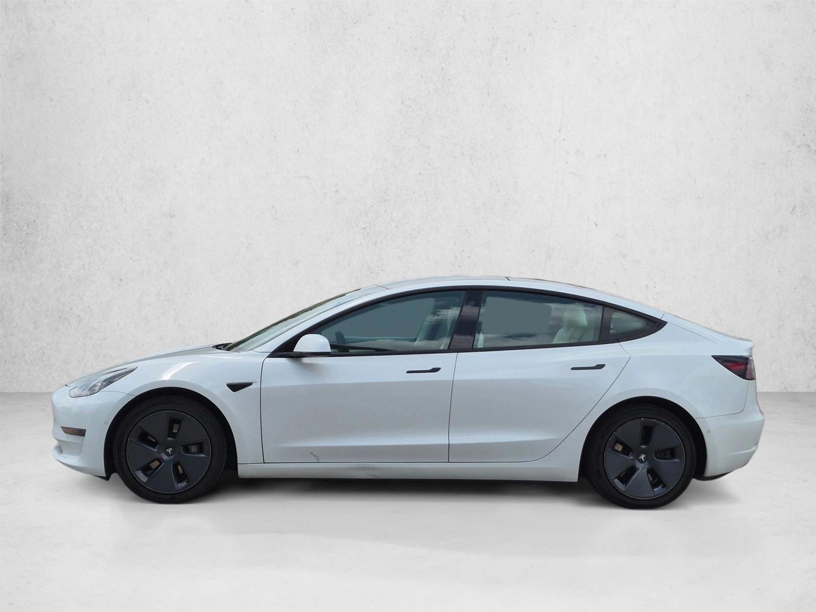 Thumbnail: 2022 Tesla Model 3 - 2
