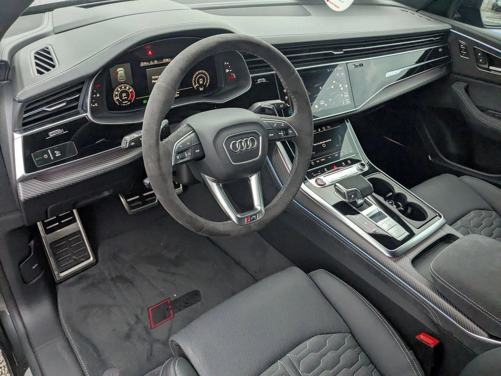 Thumbnail: 2026 Audi RS Q8 - 3