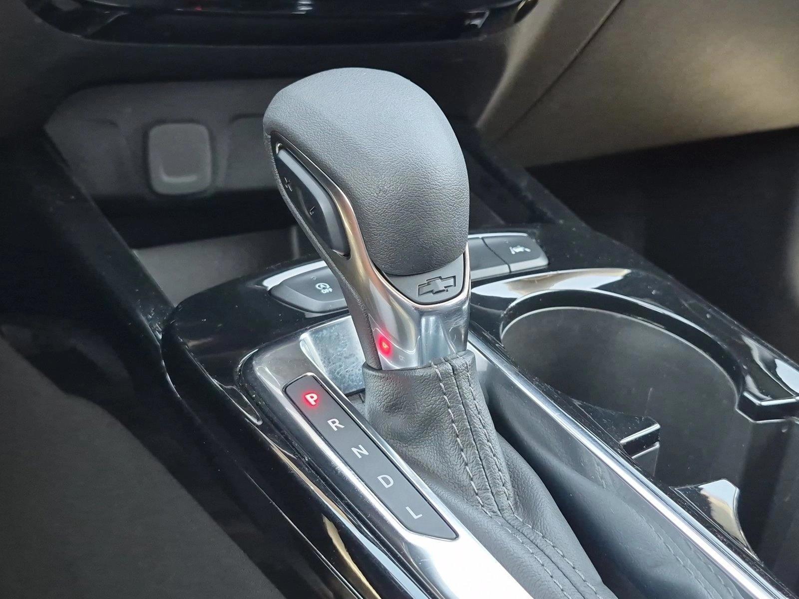 2025 Chevrolet Trax LT - Photo 12