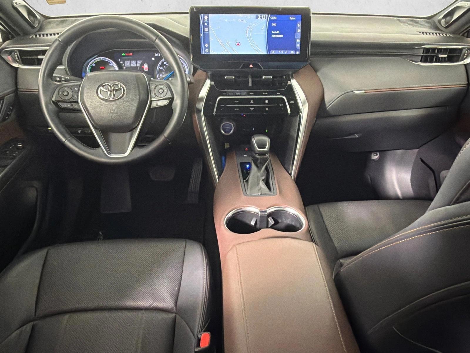 Thumbnail: 2021 Toyota Venza - 3