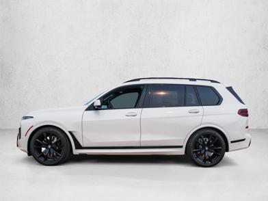 2027 BMW X7