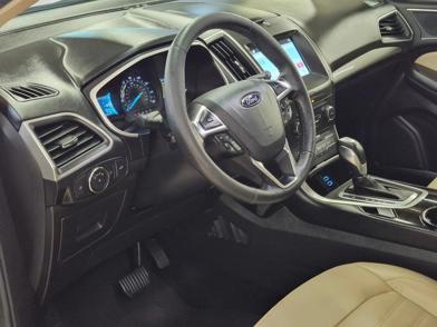 2017 Ford Edge