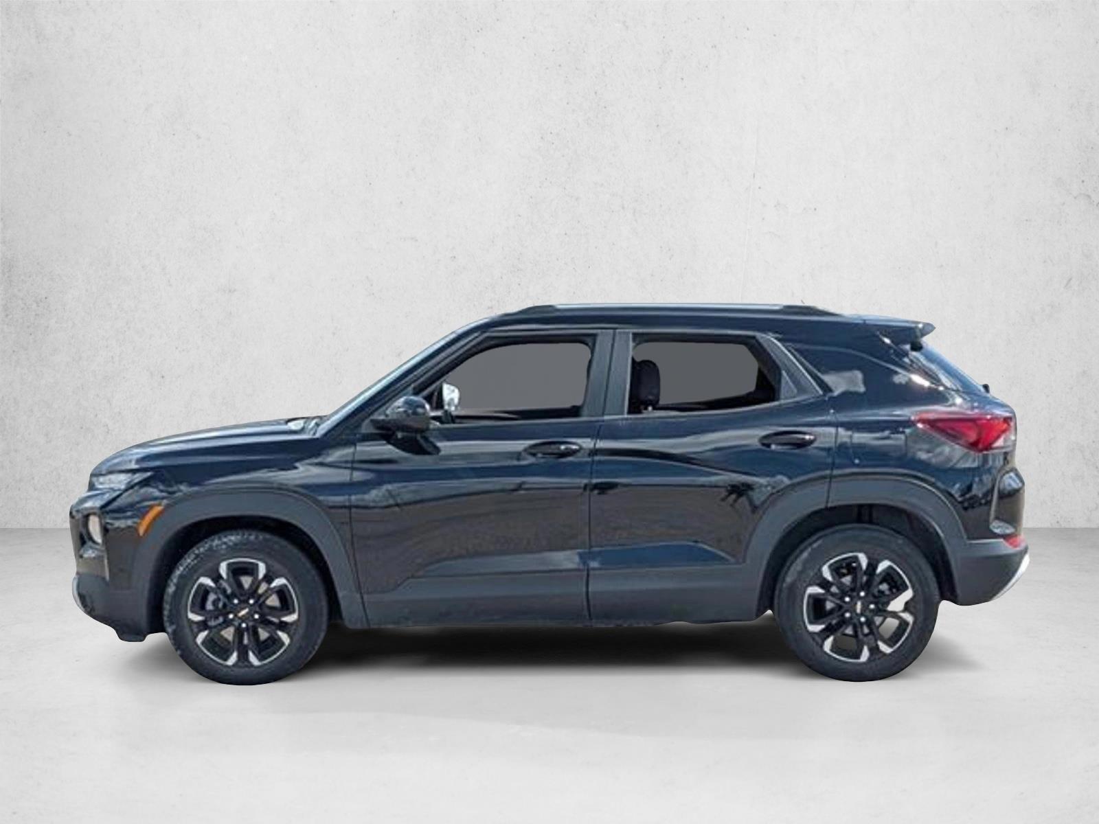 Thumbnail: 2023 Chevrolet TrailBlazer - 2