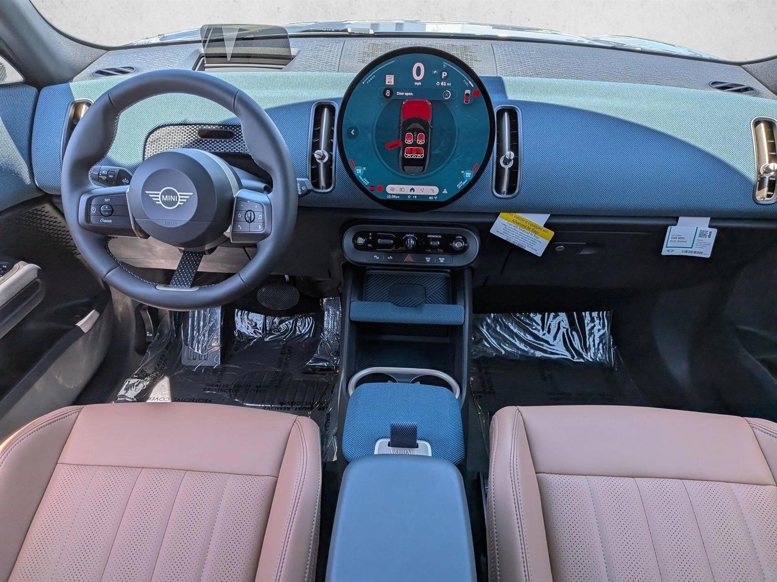 Thumbnail: 2027 MINI Cooper Countryman - 3
