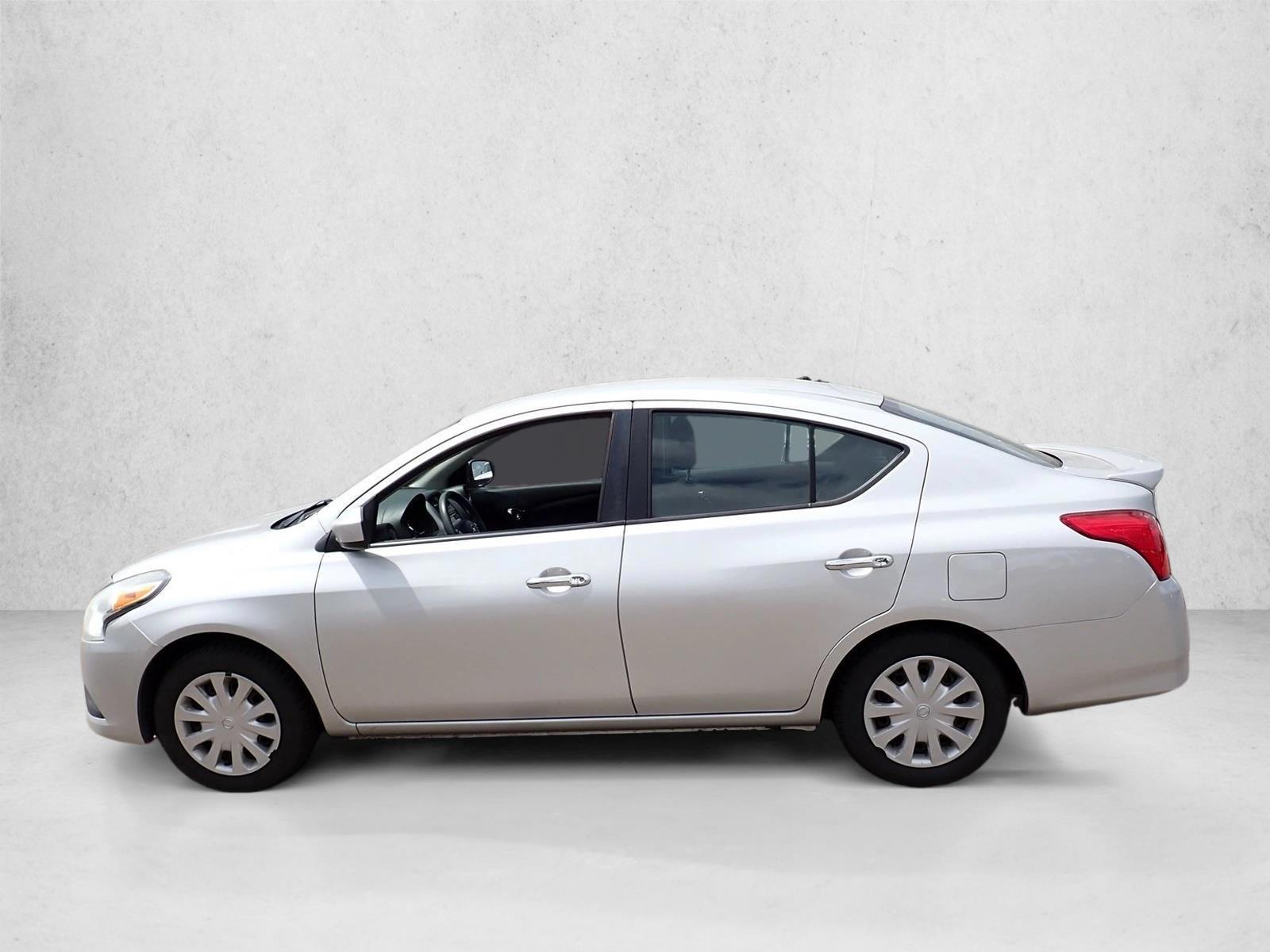 Thumbnail: 2016 Nissan Versa - 5