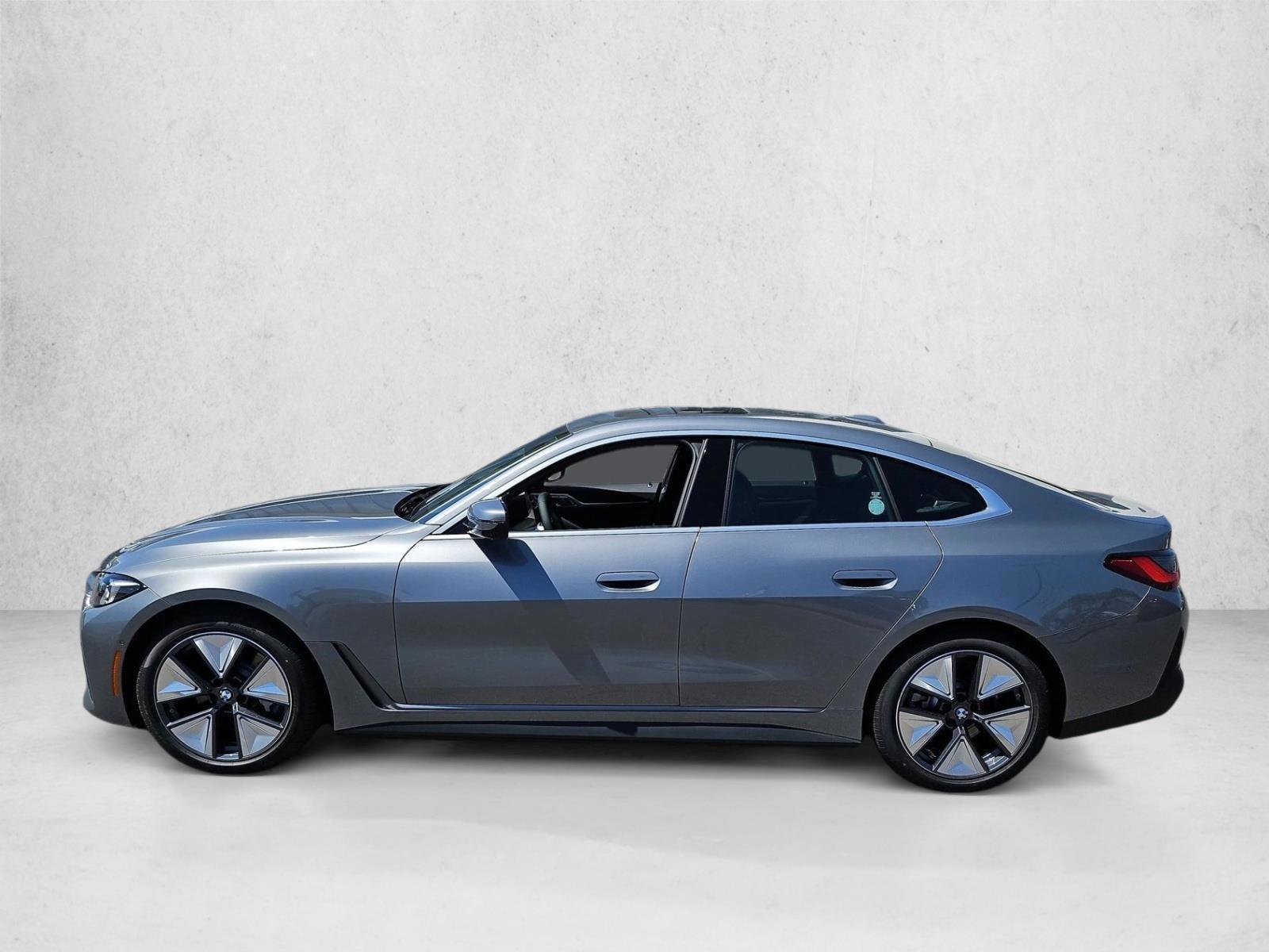 Thumbnail: 2026 BMW i4 - 2