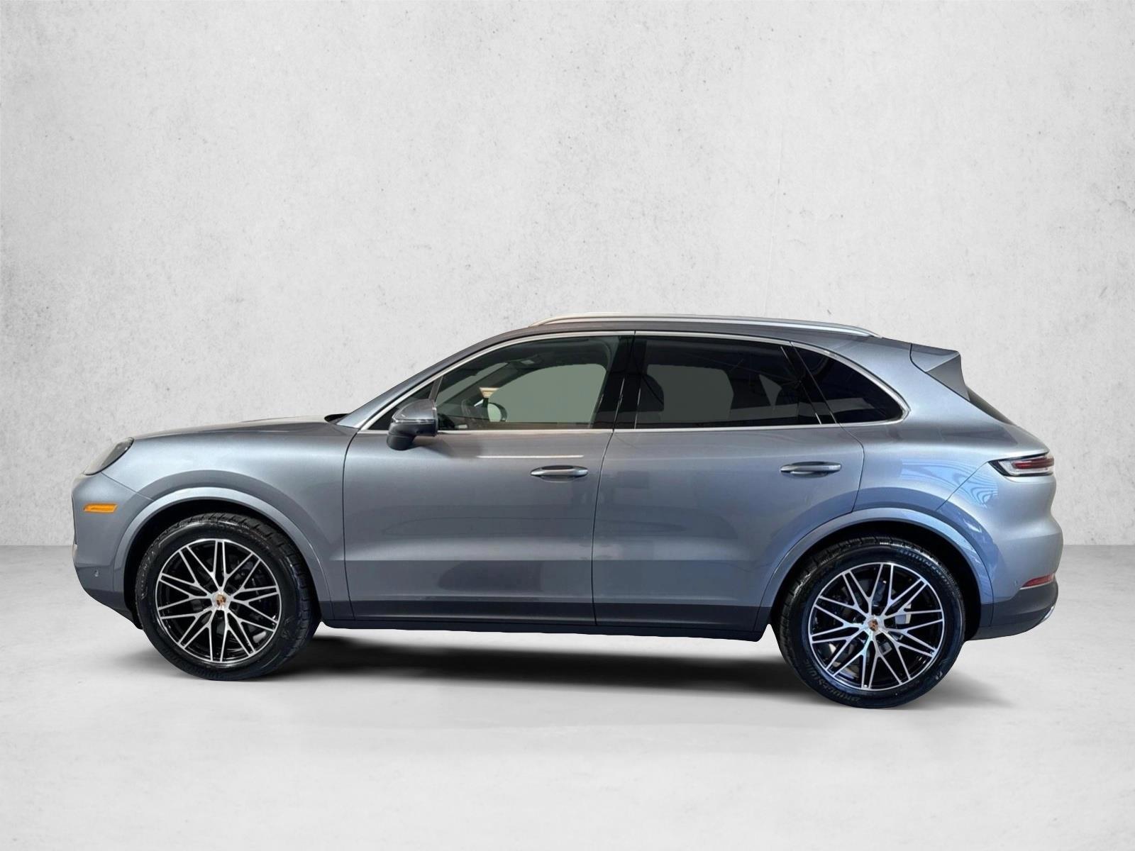 Thumbnail: 2026 Porsche Cayenne - 2