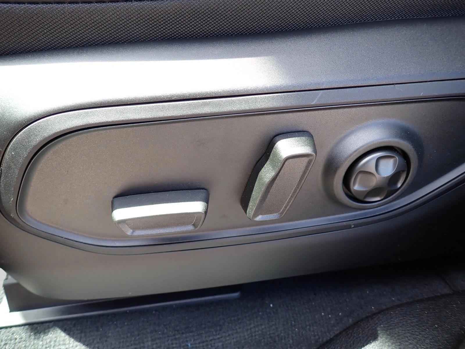 Thumbnail: 2026 Jeep Grand Cherokee - 3