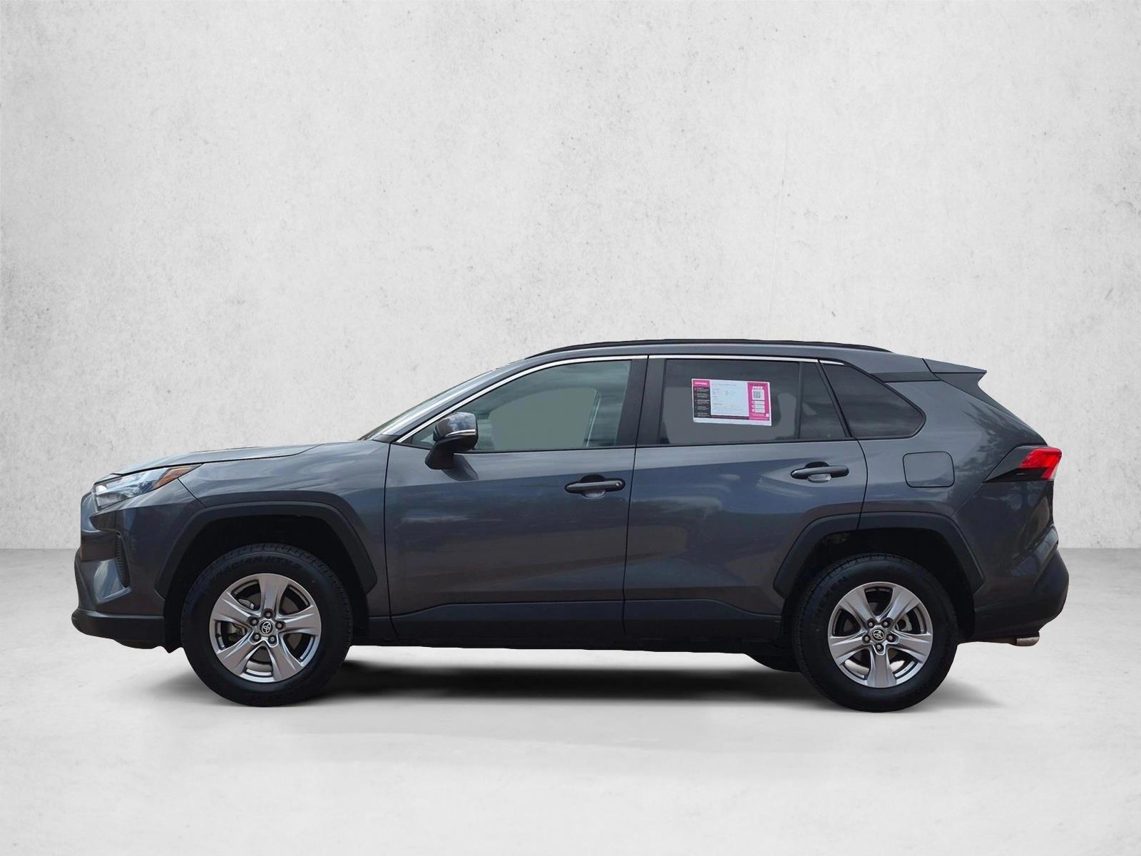 Thumbnail: 2022 Toyota RAV4 - 2