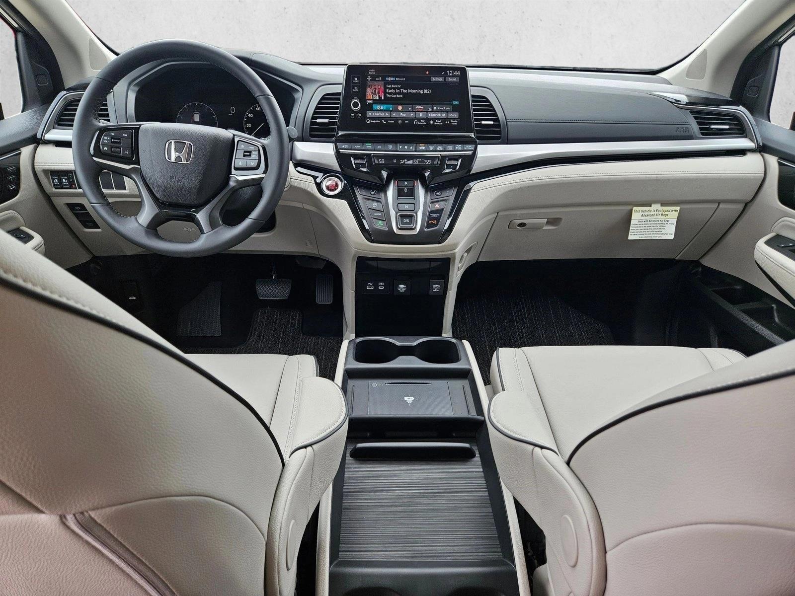 Thumbnail: 2026 Honda Odyssey - 3