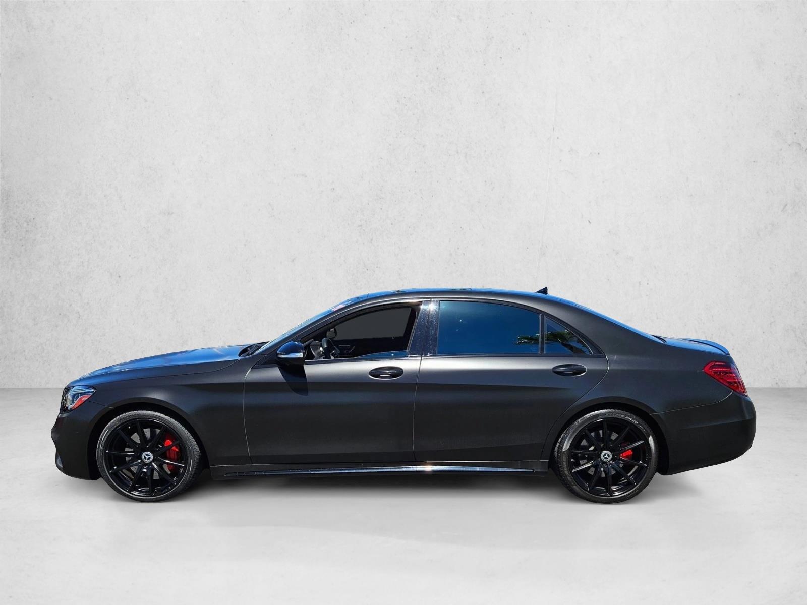 Thumbnail: 2020 Mercedes-Benz S-Class - 2