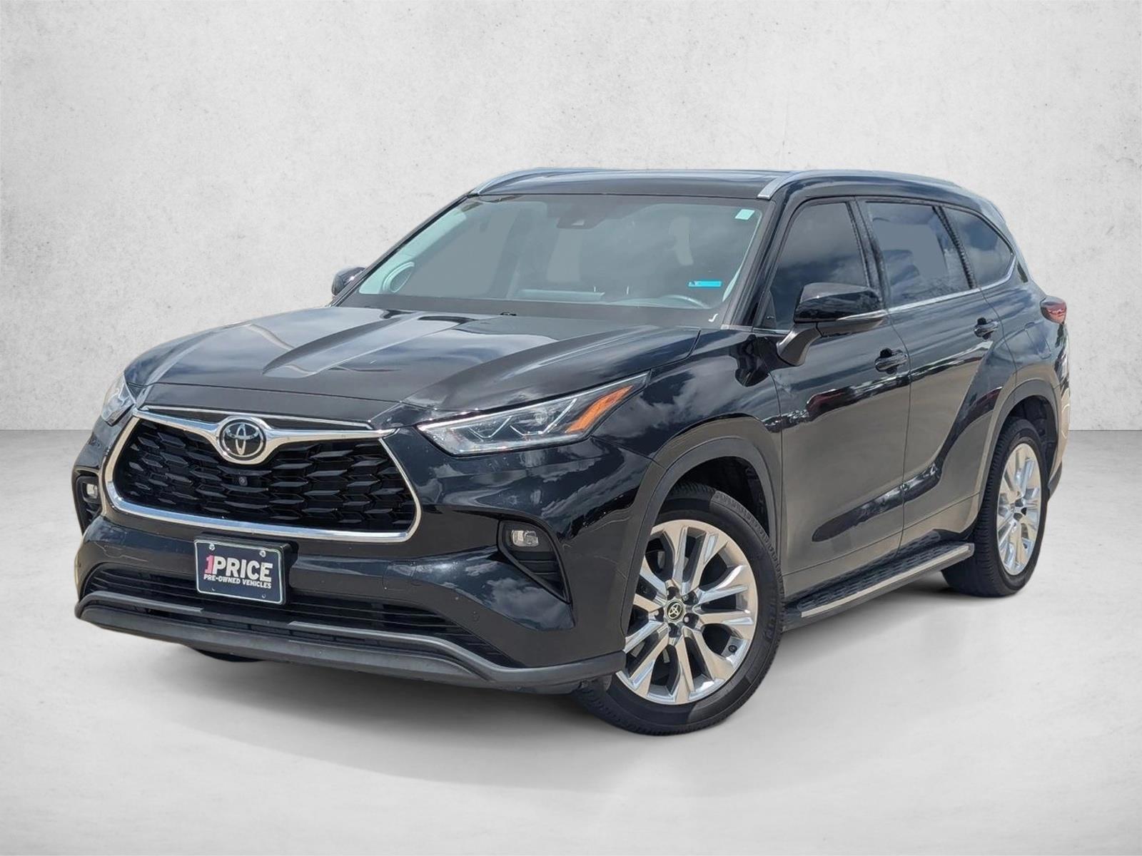 Thumbnail: 2022 Toyota Highlander - 1