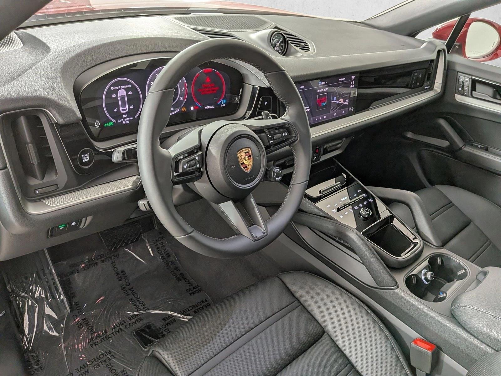 Thumbnail: 2026 Porsche Cayenne - 3