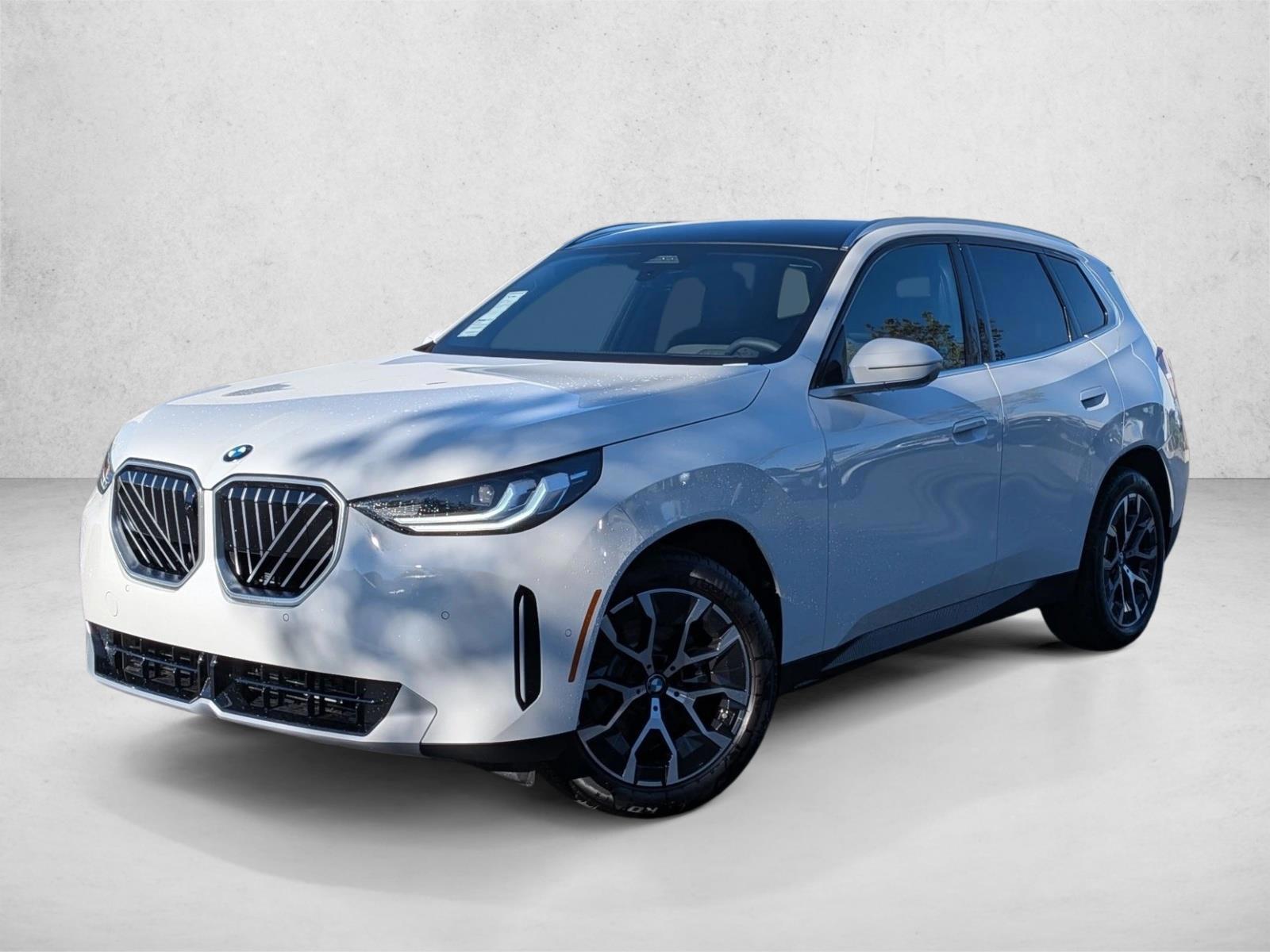 Thumbnail: 2026 BMW X3 - 1