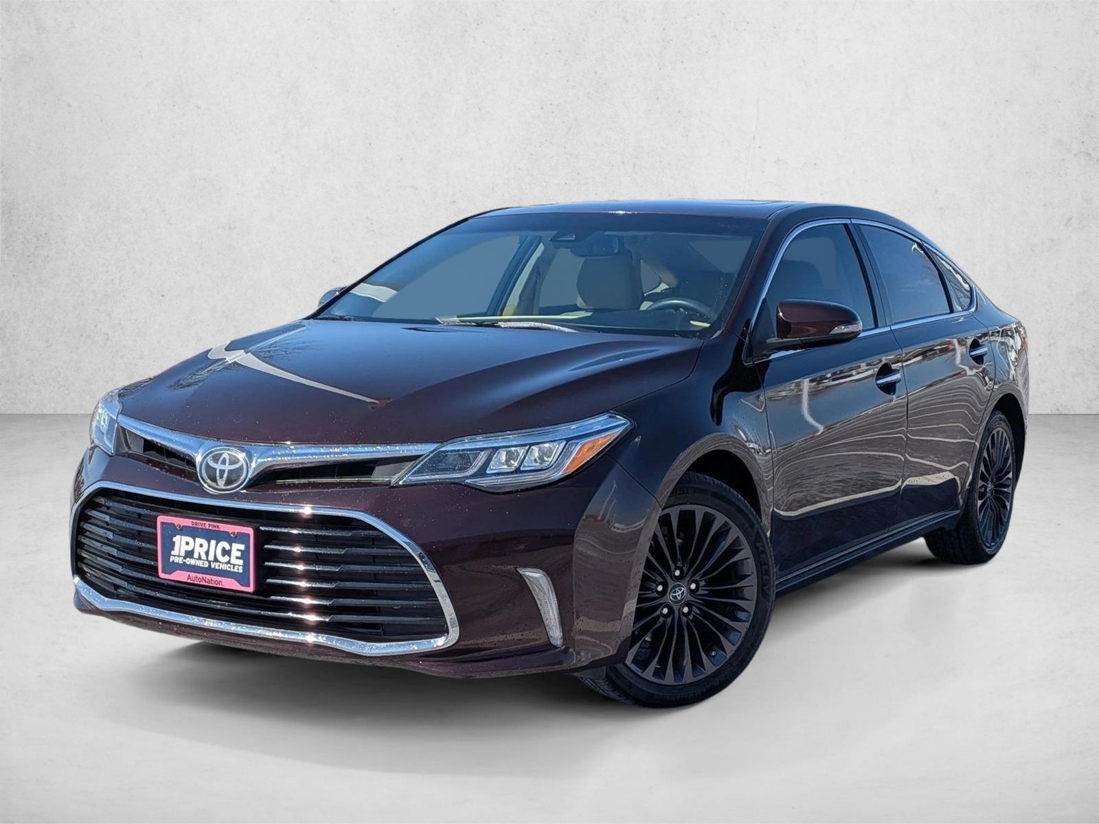 Thumbnail: 2017 Toyota Avalon - 1