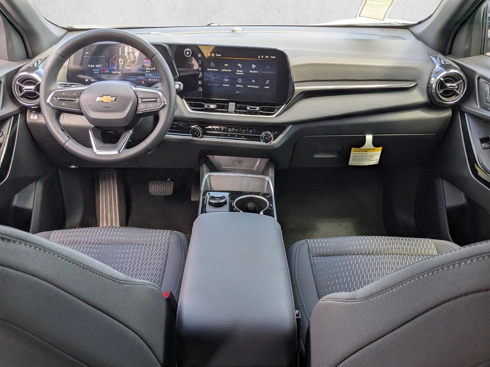 Thumbnail: 2026 Chevrolet Equinox - 3
