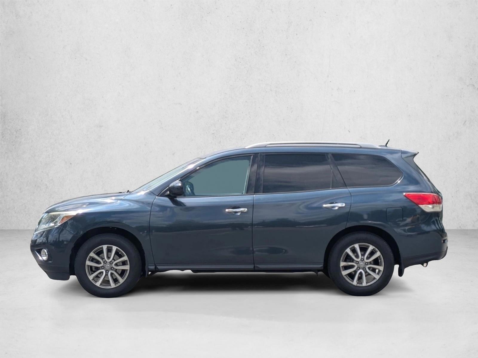Thumbnail: 2015 Nissan Pathfinder - 2