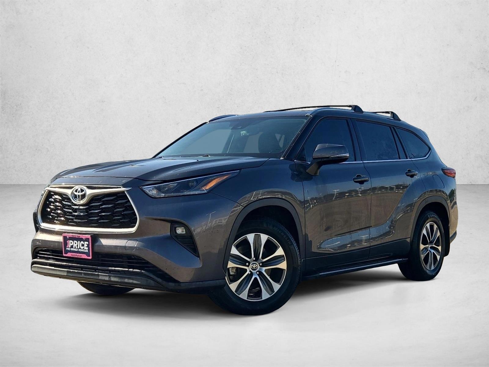 Thumbnail: 2021 Toyota Highlander - 1