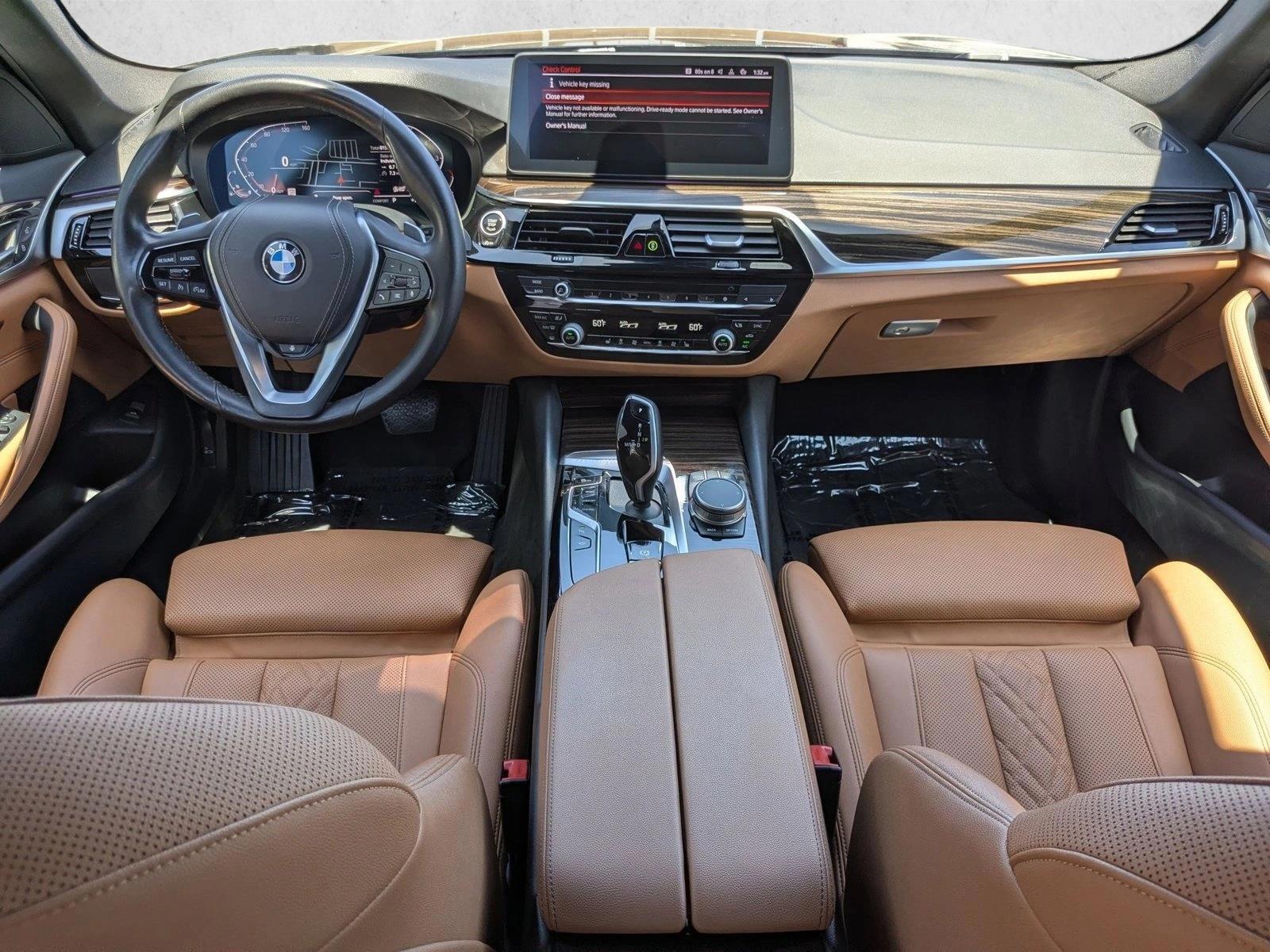 Thumbnail: 2021 BMW 5 Series - 3