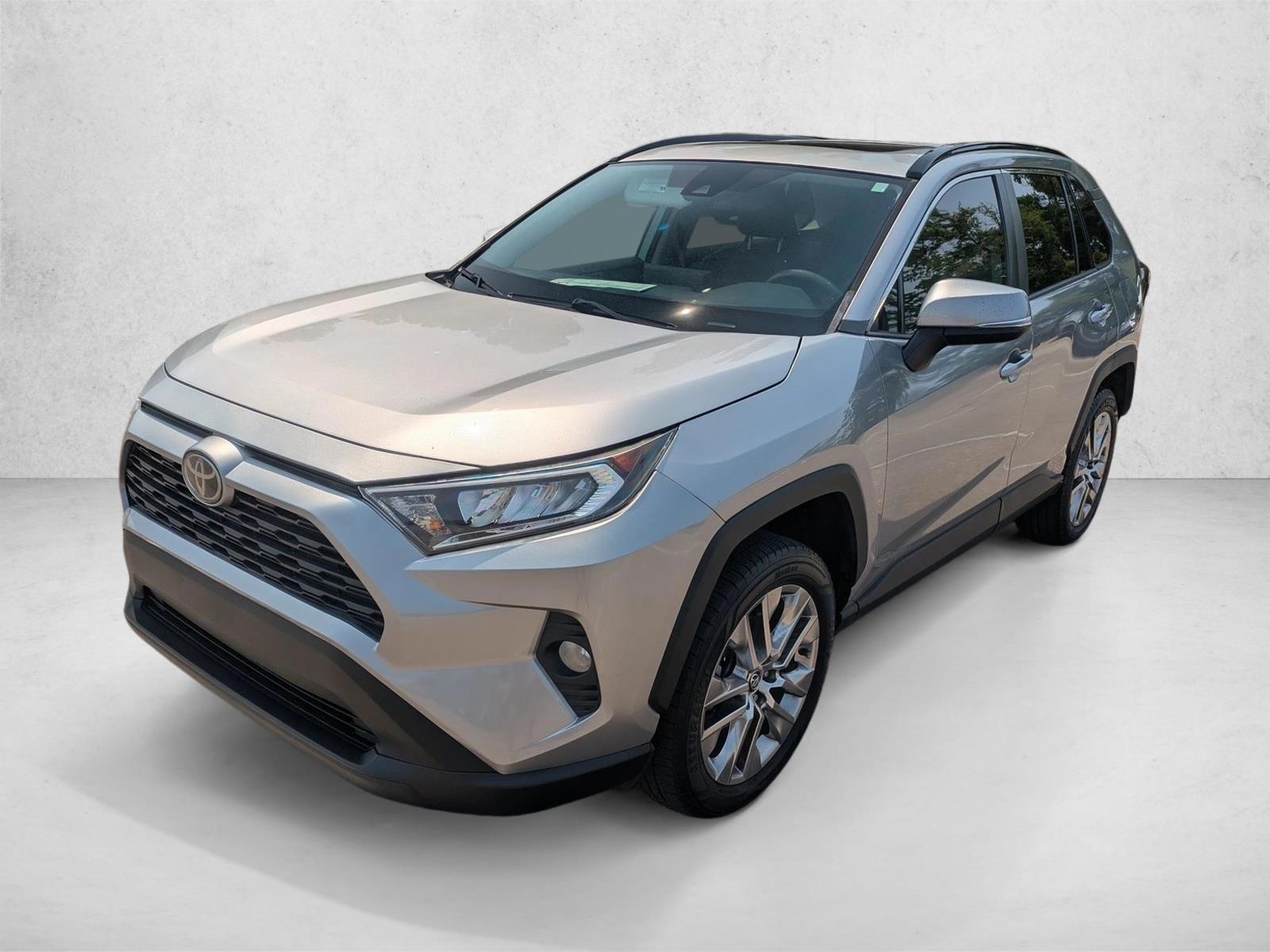 Thumbnail: 2020 Toyota RAV4 - 1