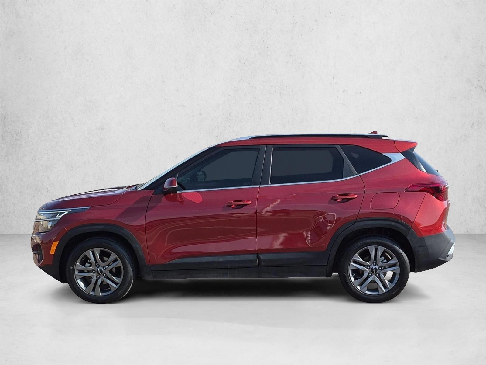 Thumbnail: 2022 Kia Seltos - 2