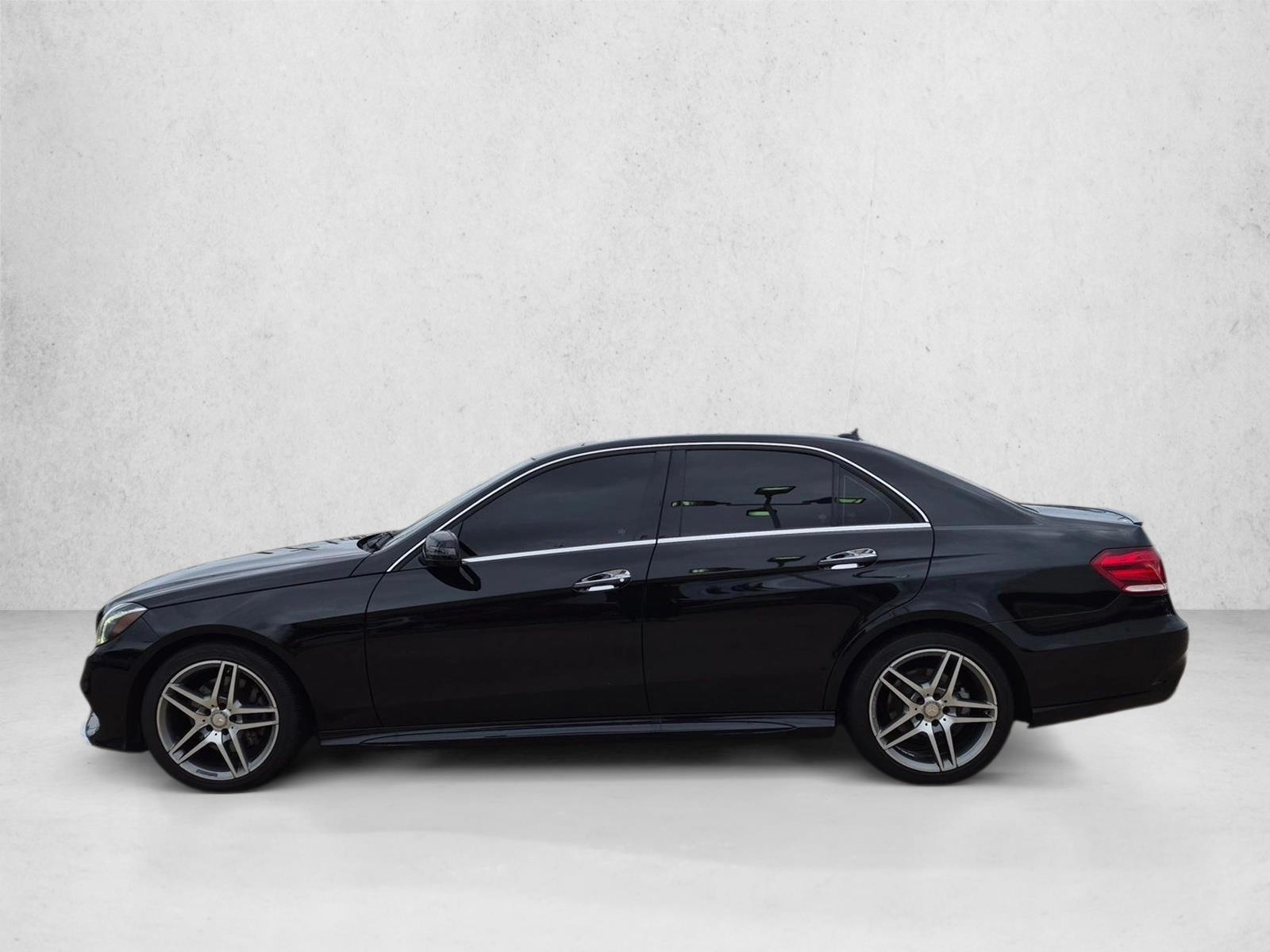 Thumbnail: 2015 Mercedes-Benz E-Class - 2