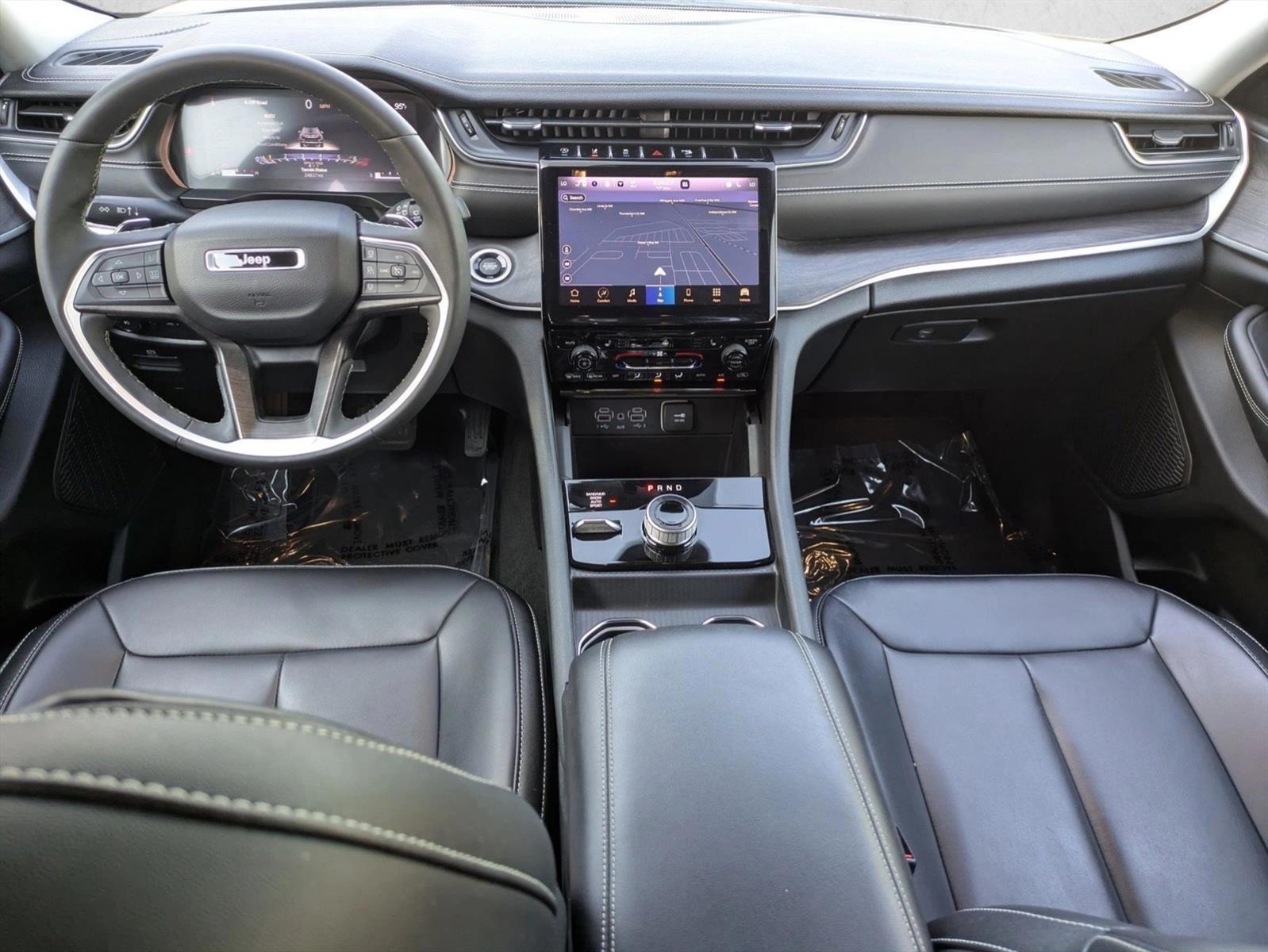 Thumbnail: 2023 Jeep Grand Cherokee - 4