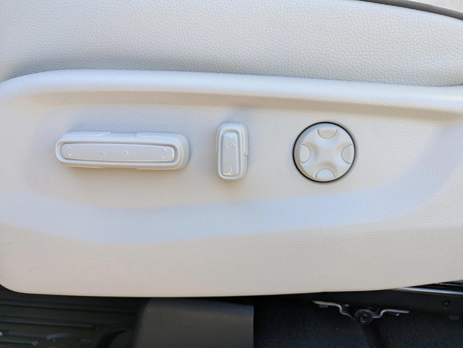 Thumbnail: 2026 Honda Odyssey - 3