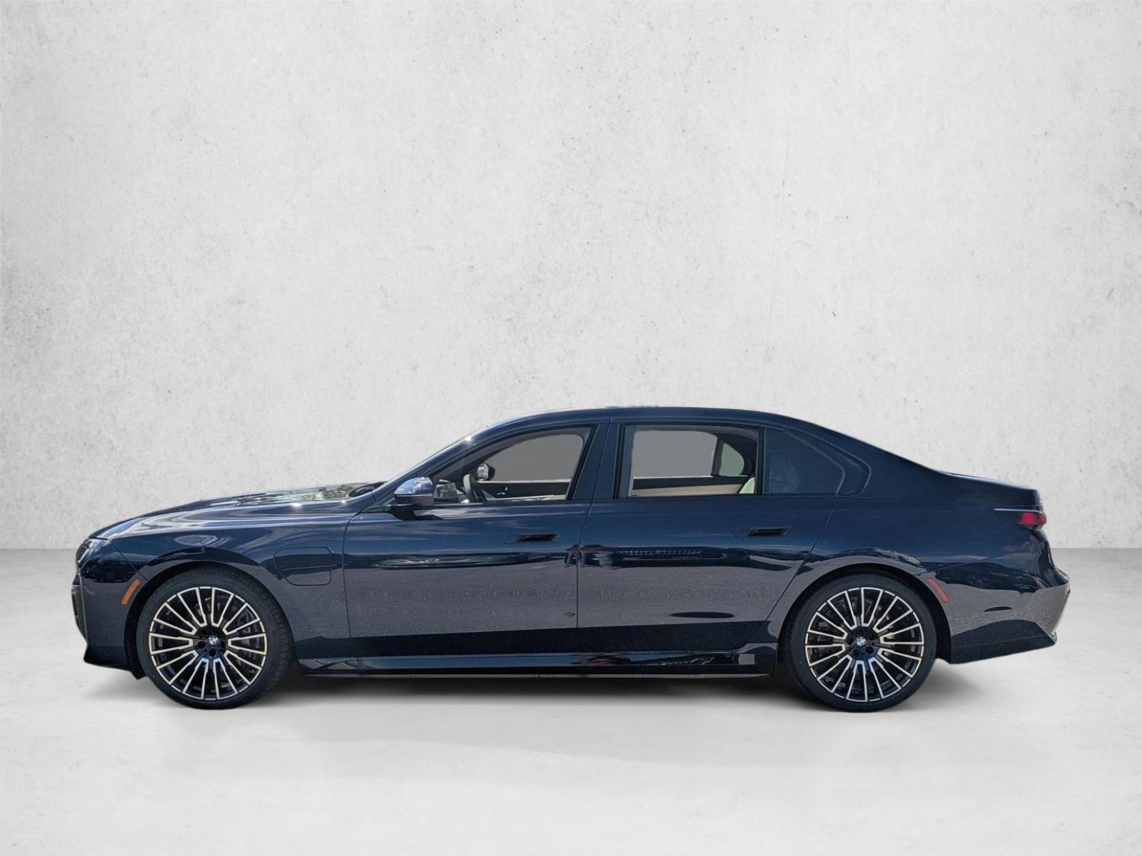 Thumbnail: 2026 BMW 7 Series - 2