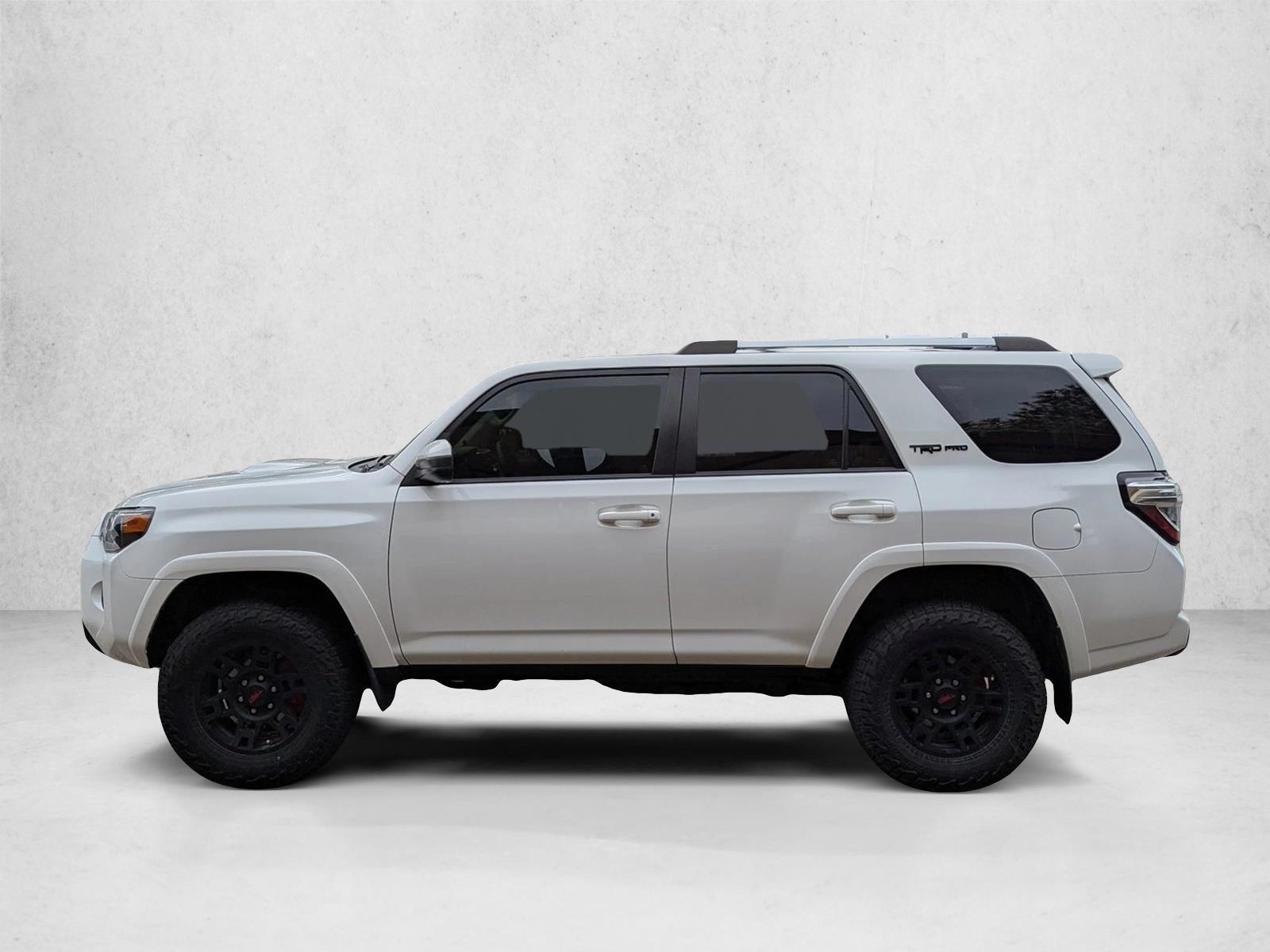 Thumbnail: 2018 Toyota 4Runner - 4