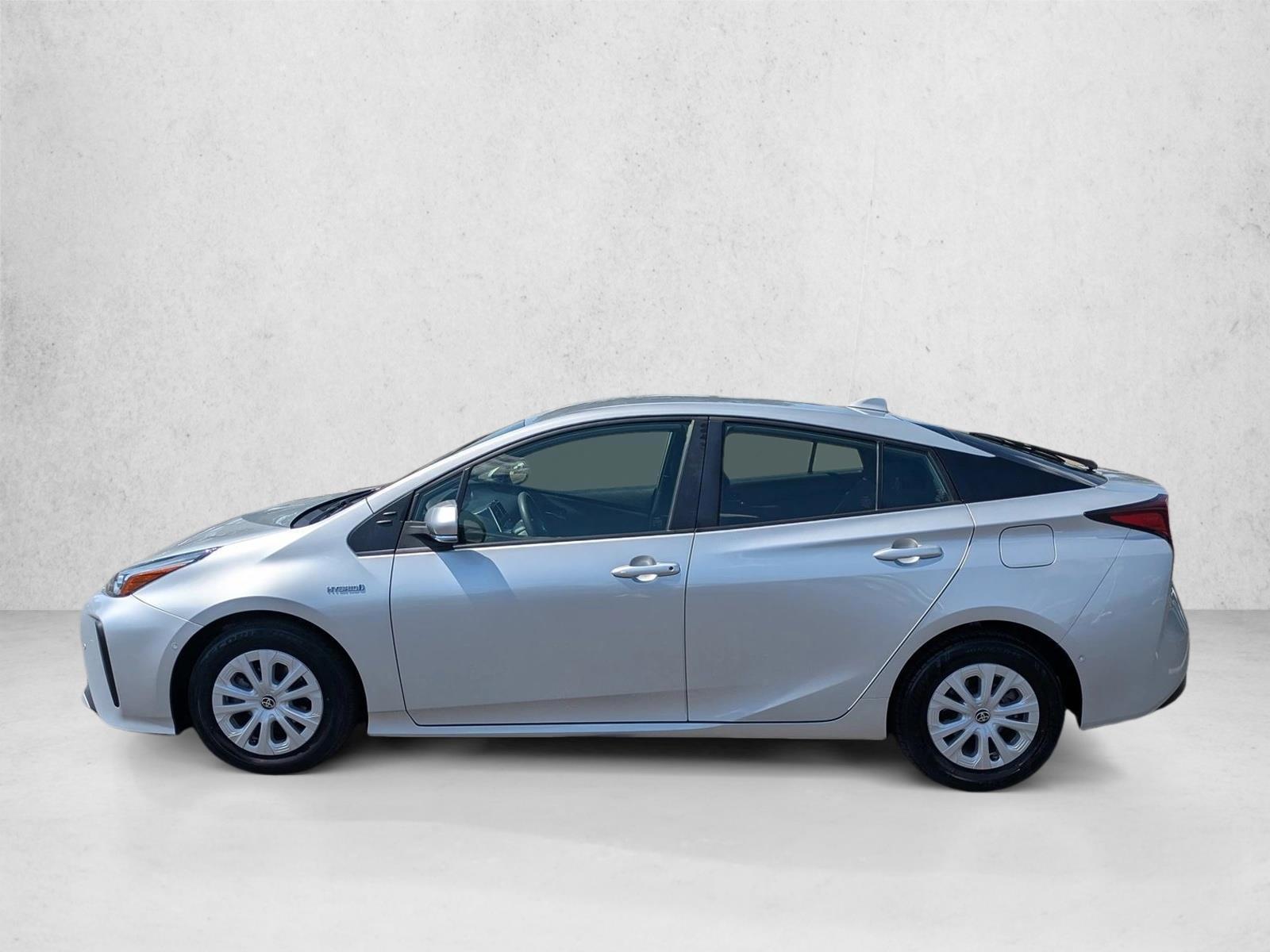 Thumbnail: 2022 Toyota Prius - 2