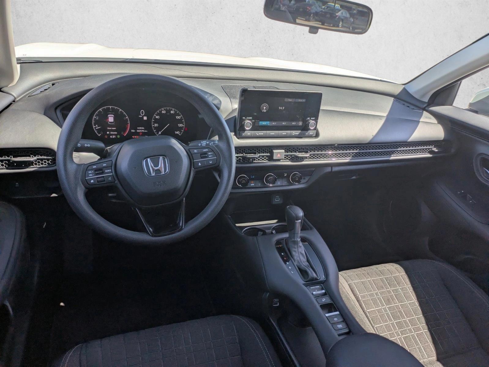 Thumbnail: 2023 Honda HR-V - 3