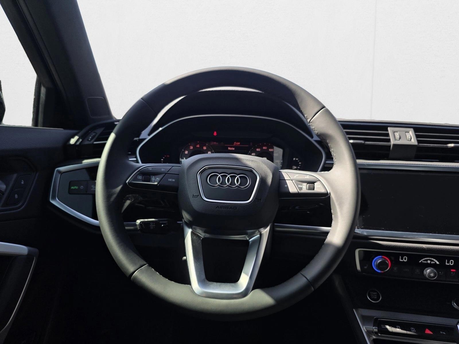 2025 Audi Q3 S Line Premium - Photo 19