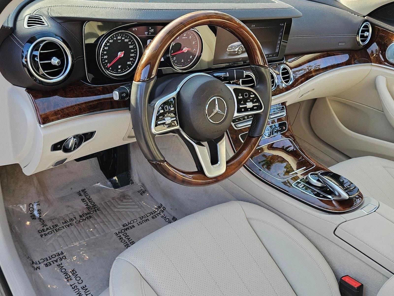 Thumbnail: 2019 Mercedes-Benz E-Class - 3