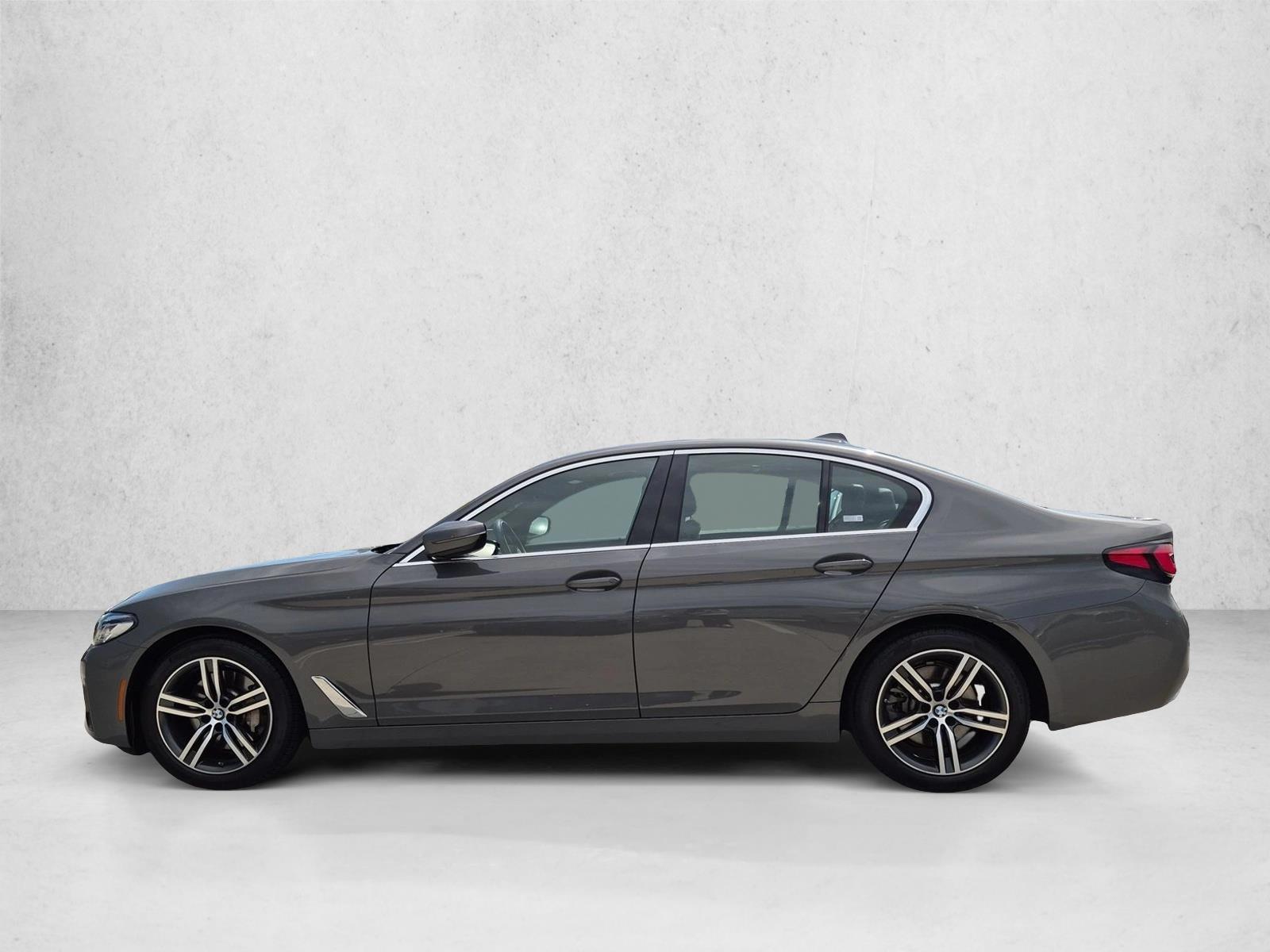 Thumbnail: 2022 BMW 5 Series - 2
