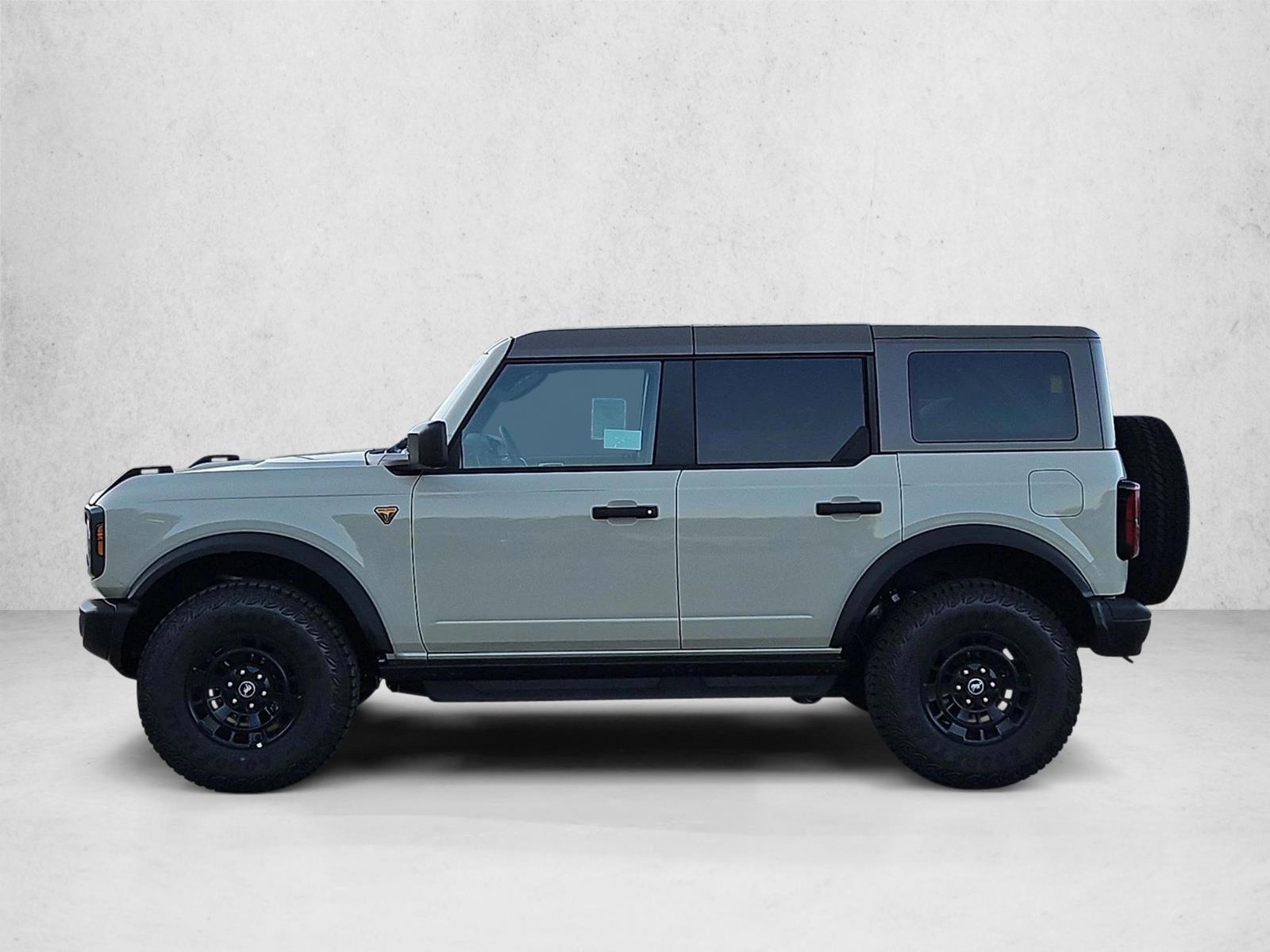 Thumbnail: 2026 Ford Bronco - 2