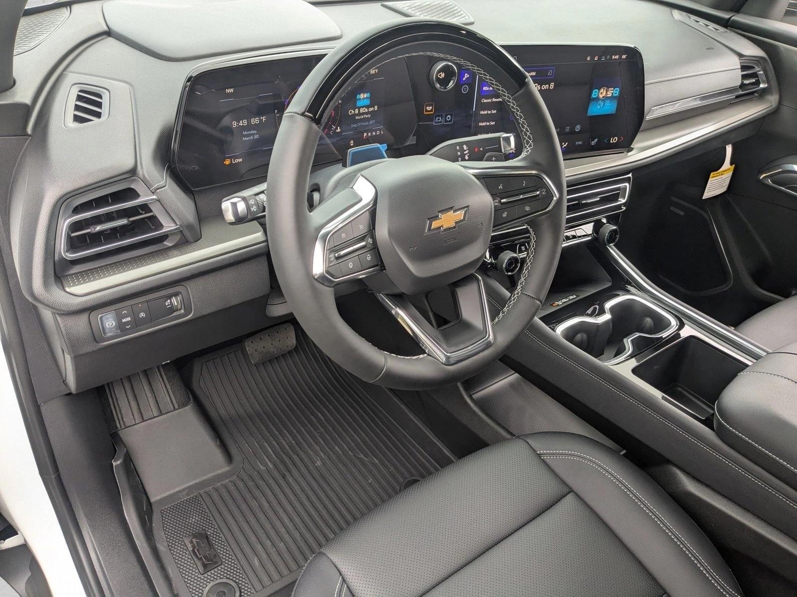 Thumbnail: 2026 Chevrolet Traverse - 3