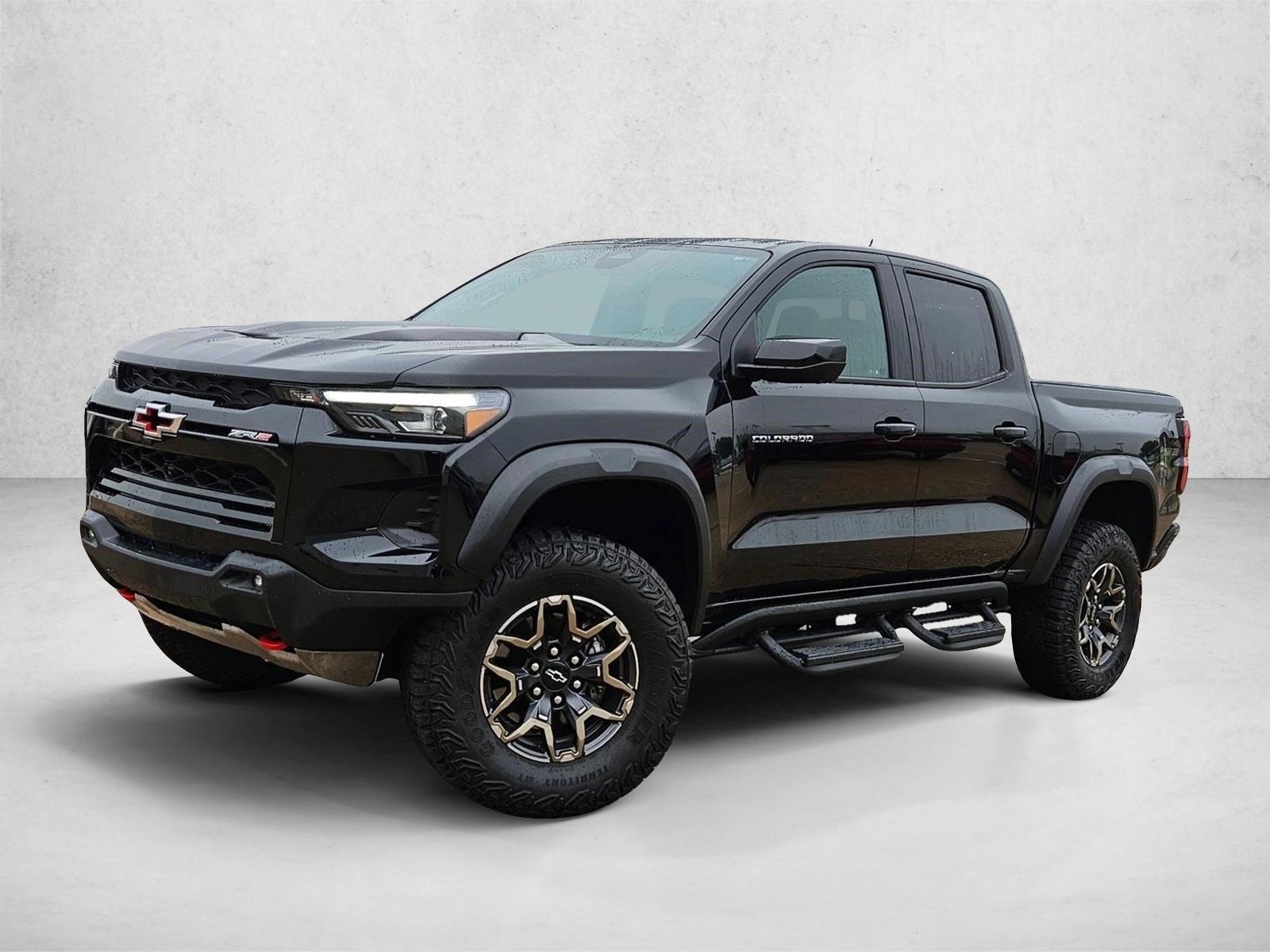 Thumbnail: 2024 Chevrolet Colorado - 1