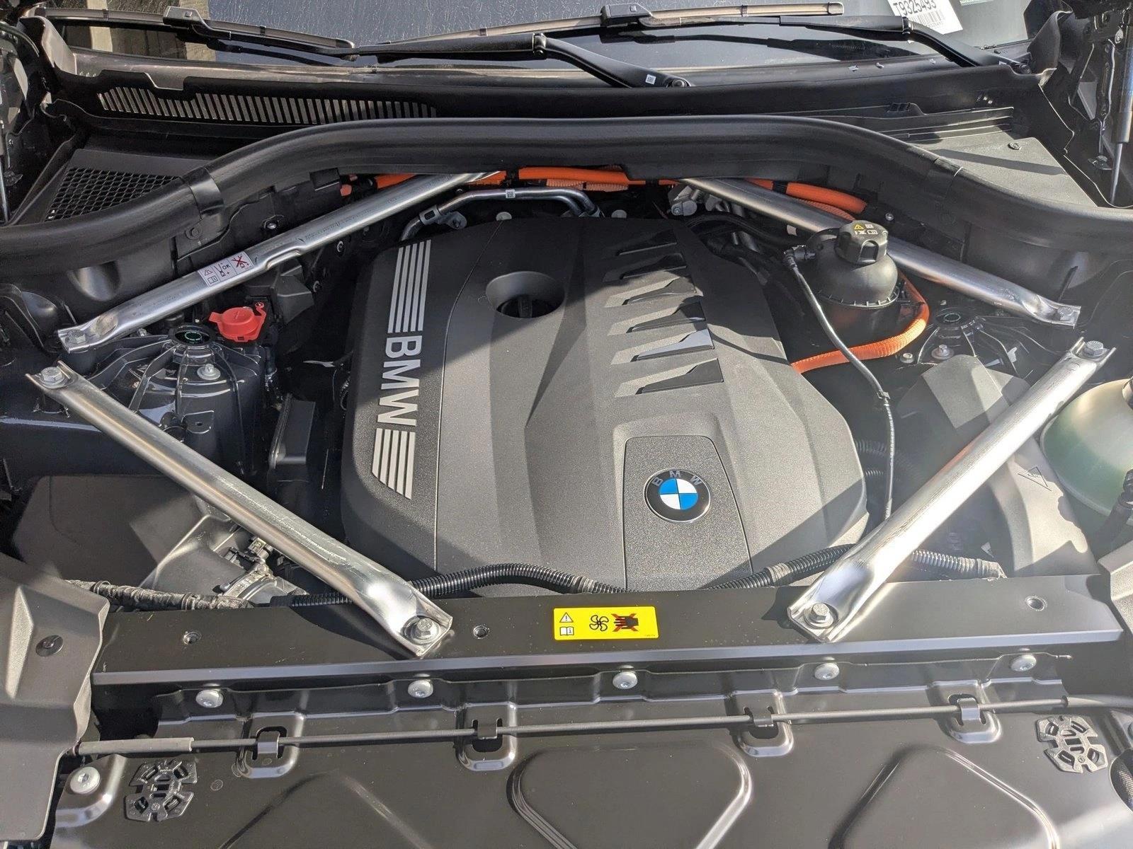 2026 BMW X5 50e - Photo 18