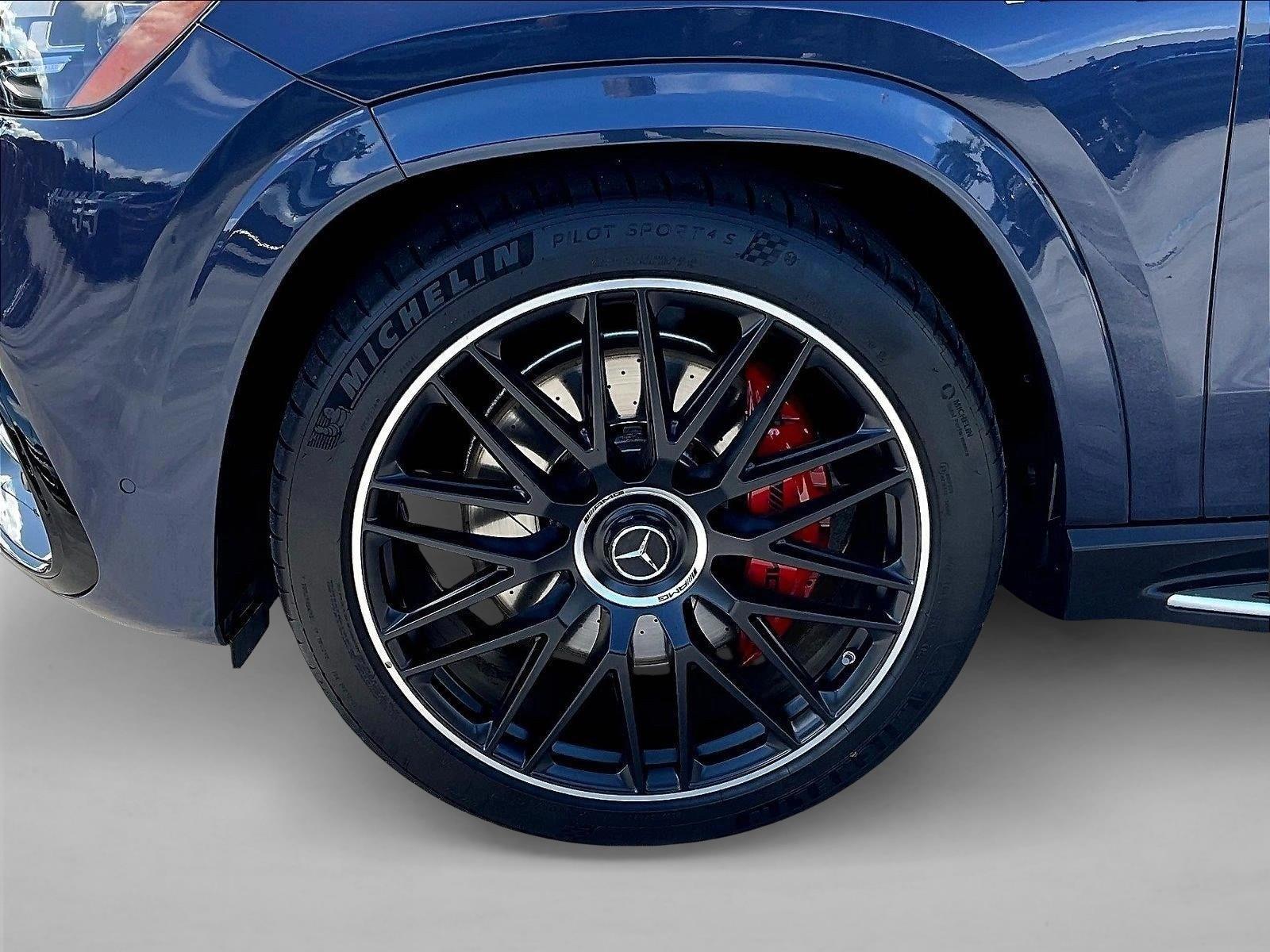 2025 Mercedes-Benz GLS AMG GLS 63 - Photo 8